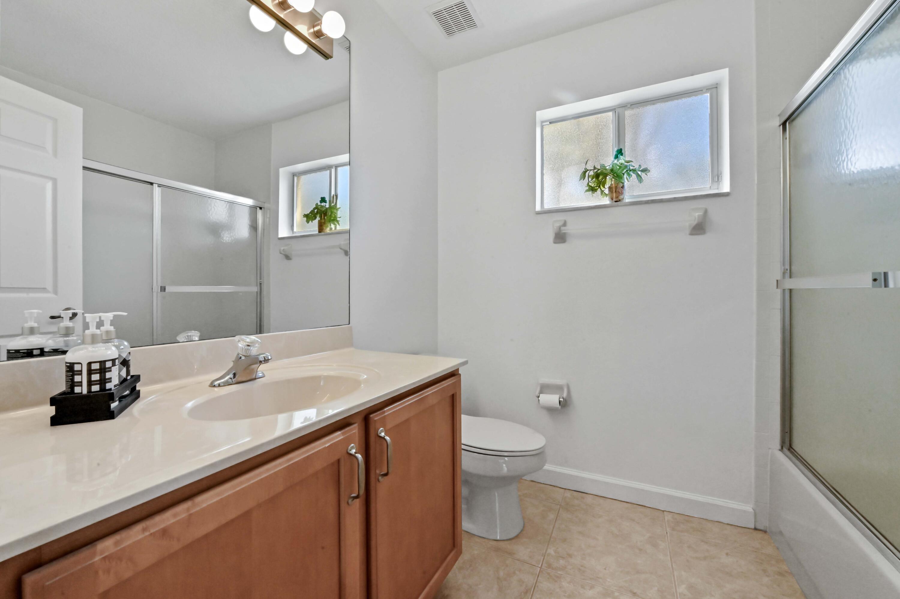 HAMILTON BAY - Residential