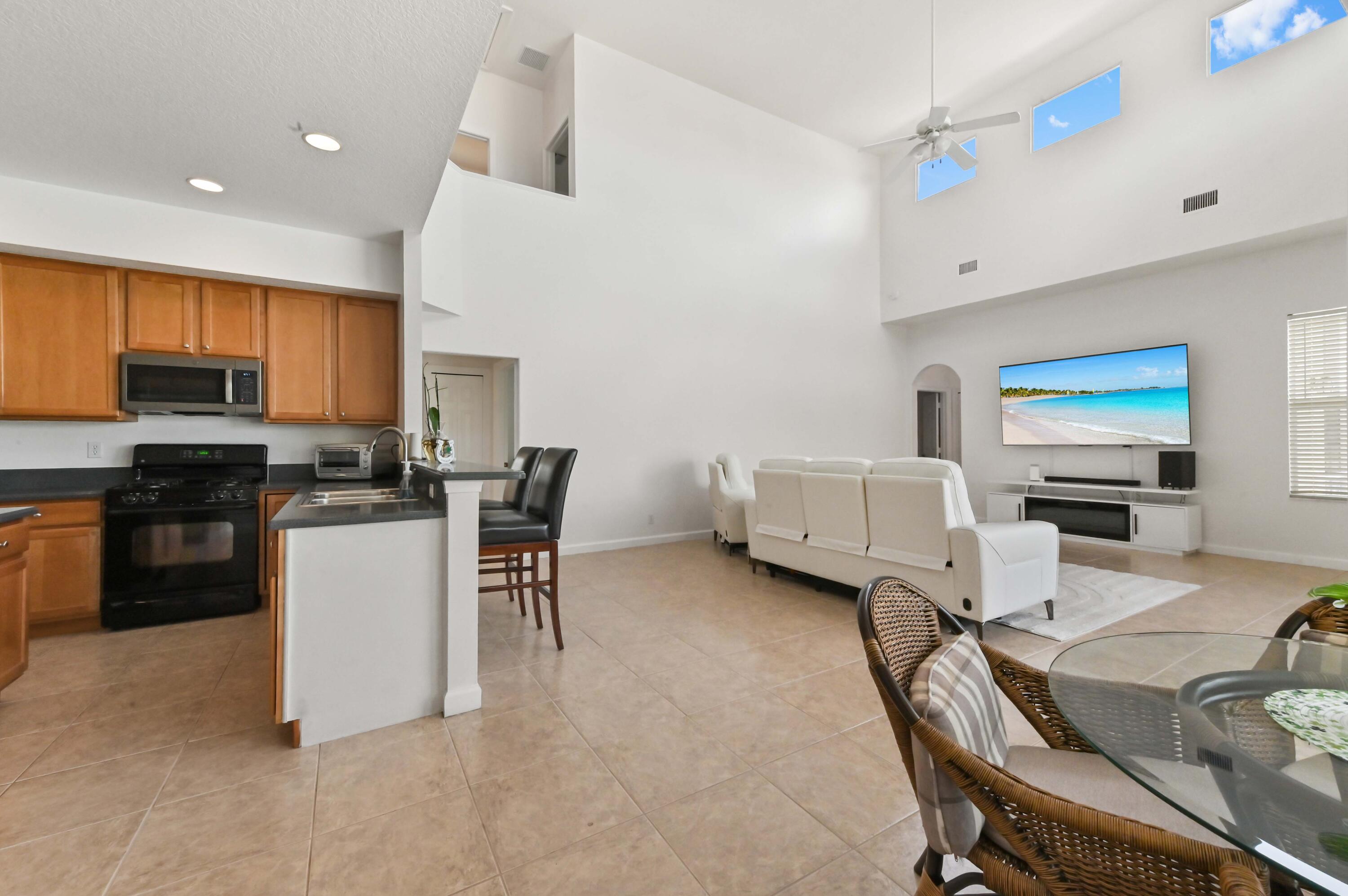 HAMILTON BAY - Residential