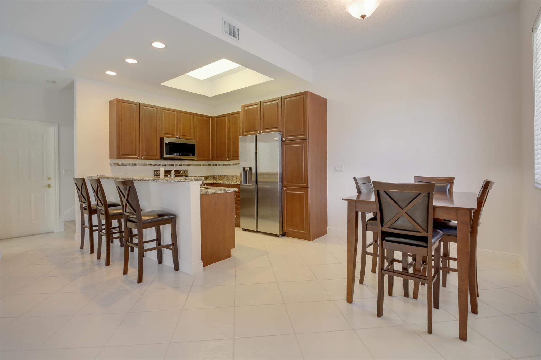 PARROT COVE - Residential Lease