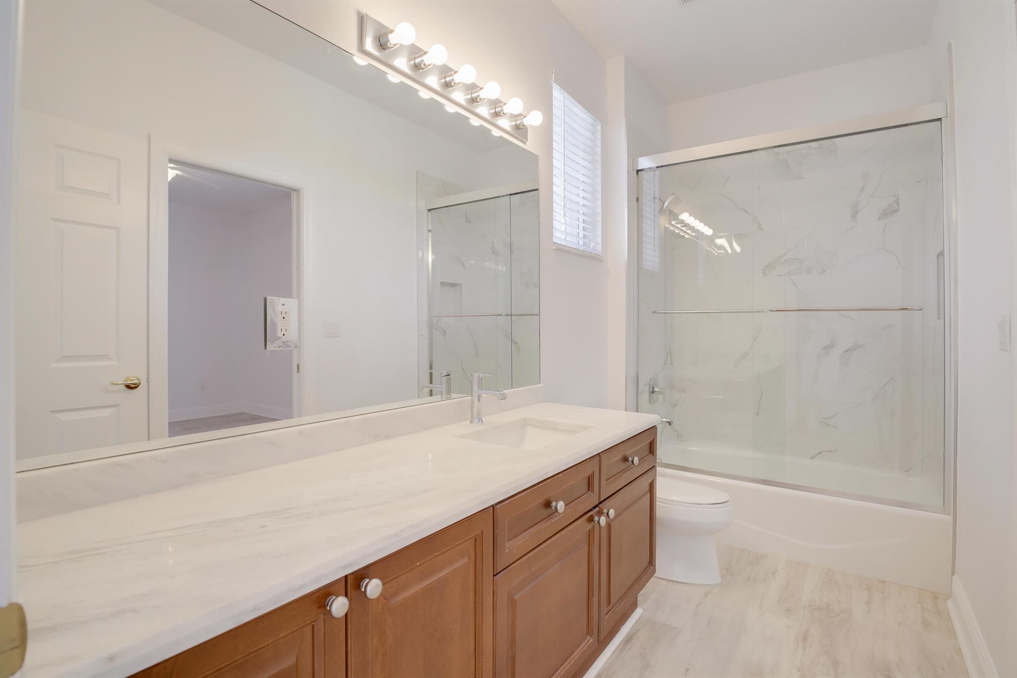 PARROT COVE - Residential Lease