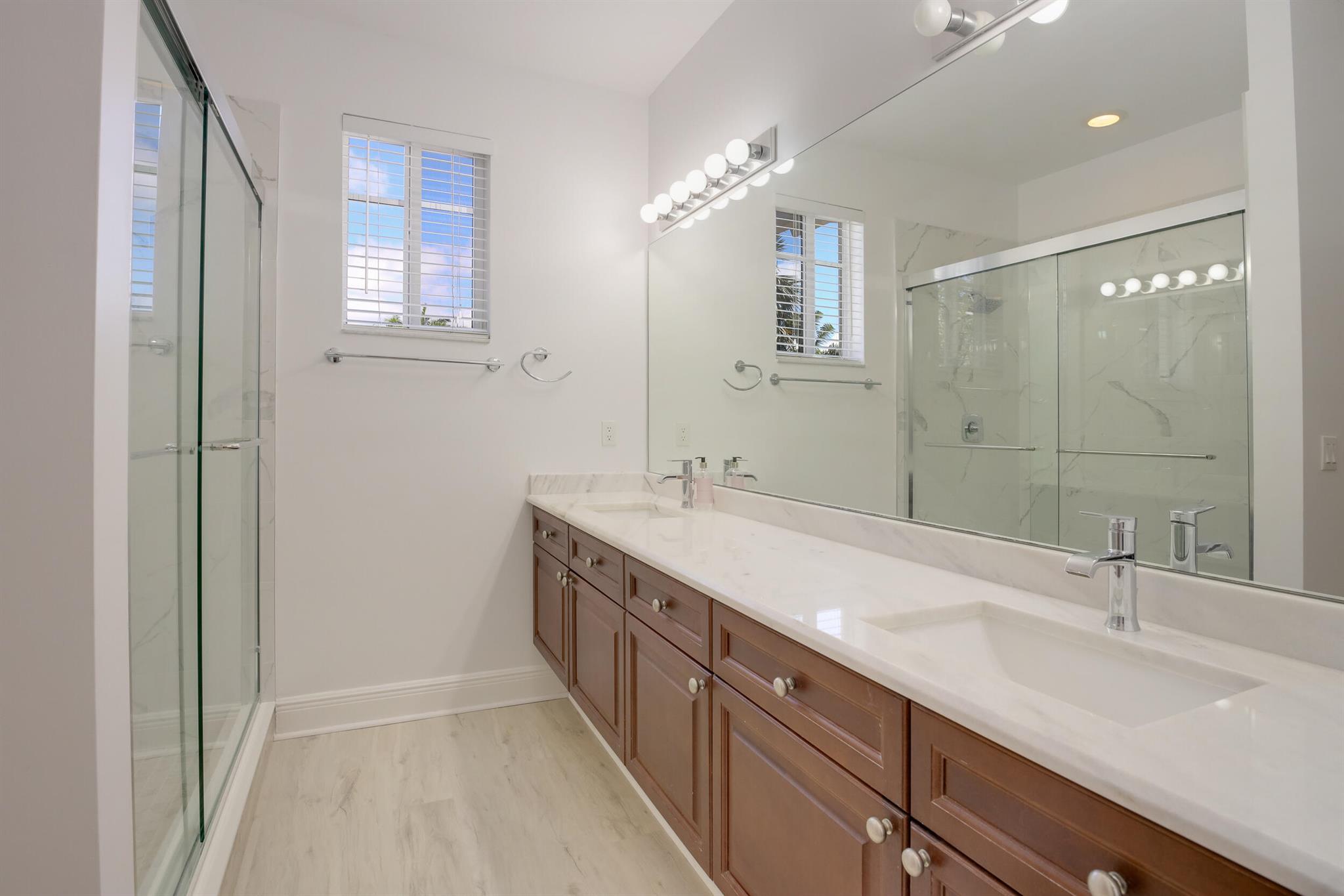 PARROT COVE - Residential Lease