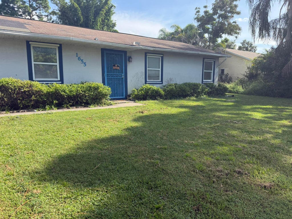 Photo of 1655 SW Escobar Lane, Port Saint Lucie, FL 34953 (MLS # B26072458)