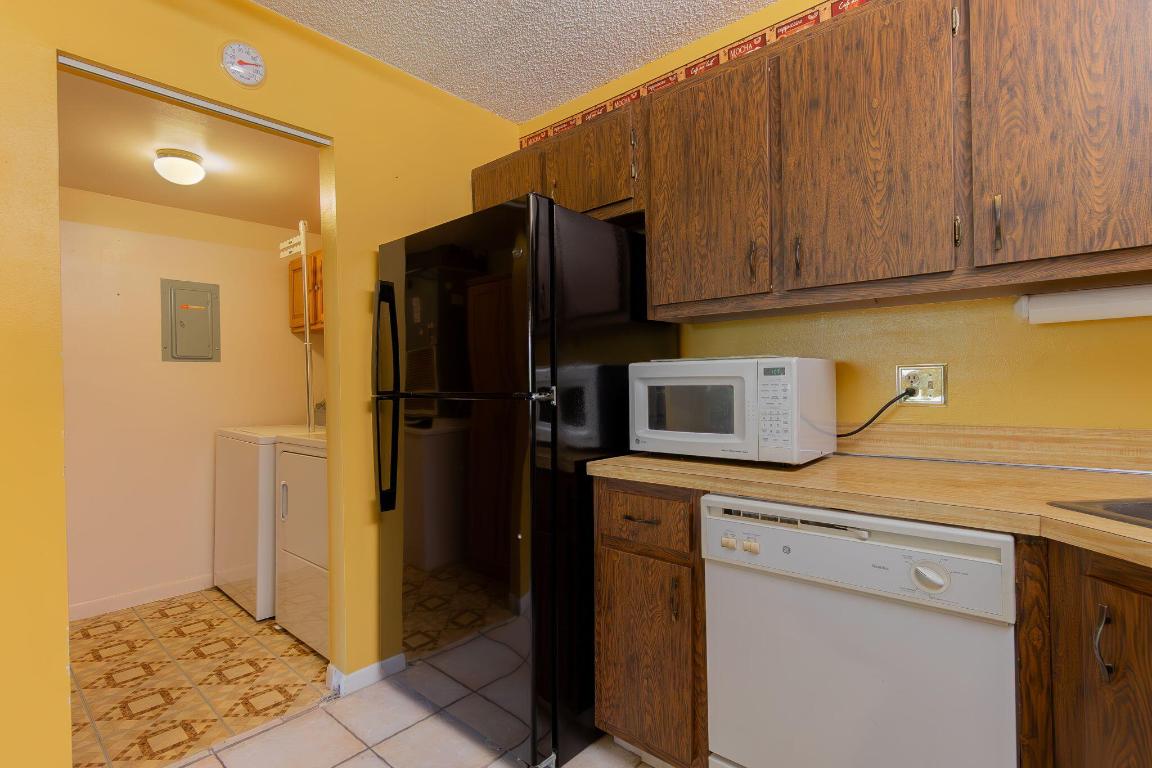 PINE RIDGE III CONDO - Residential