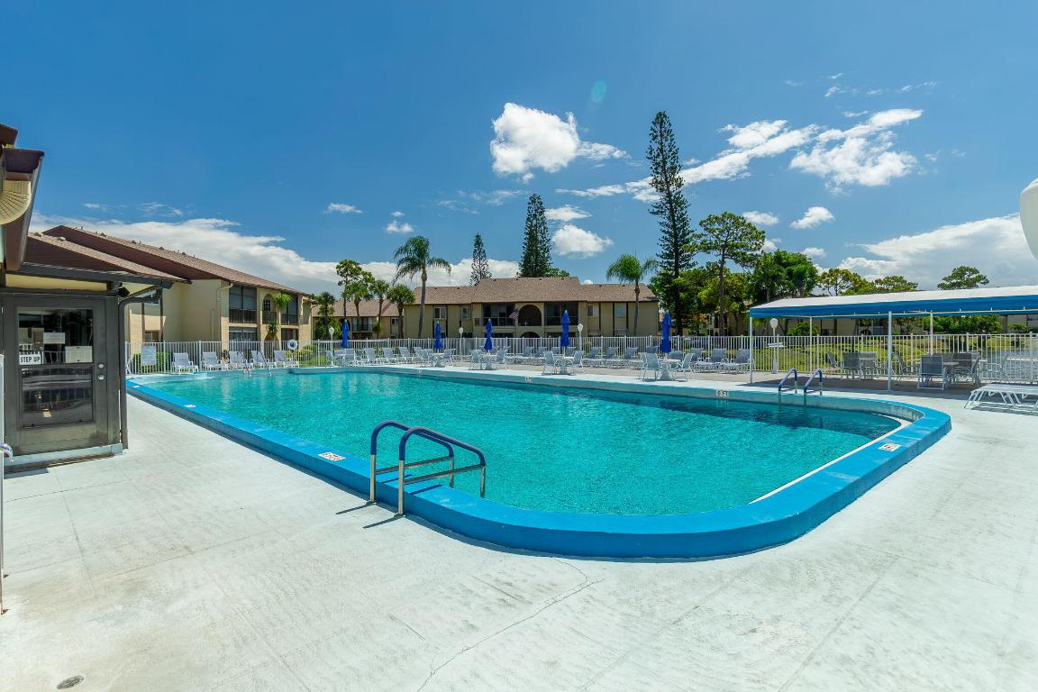 PINE RIDGE III CONDO - Residential