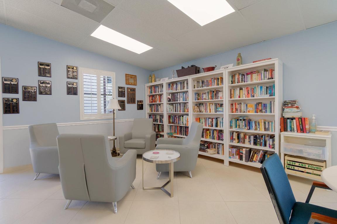 PINE RIDGE III CONDO - Residential