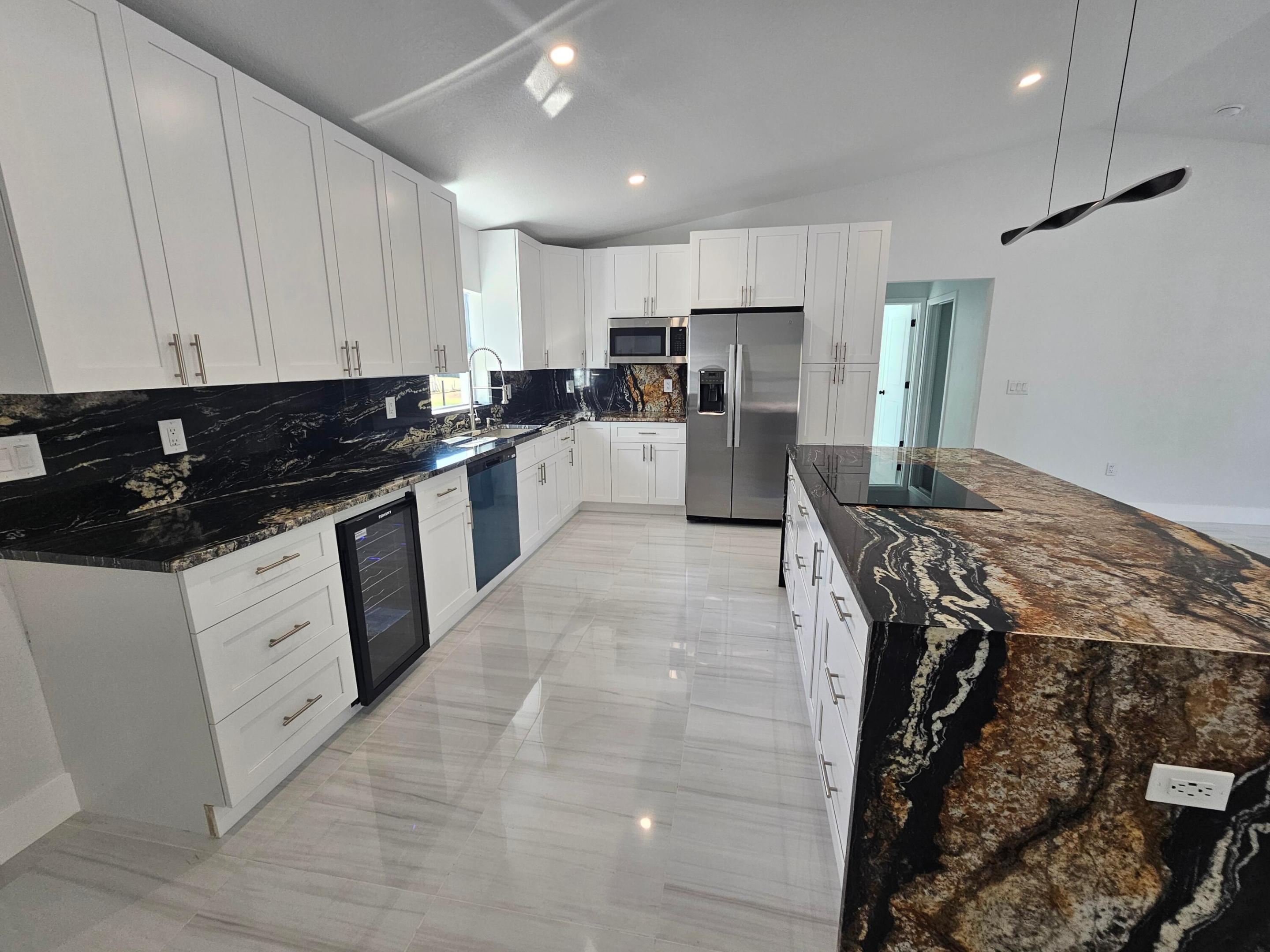 View photos, virtual tours, details... 2964 NW 36th Avenue