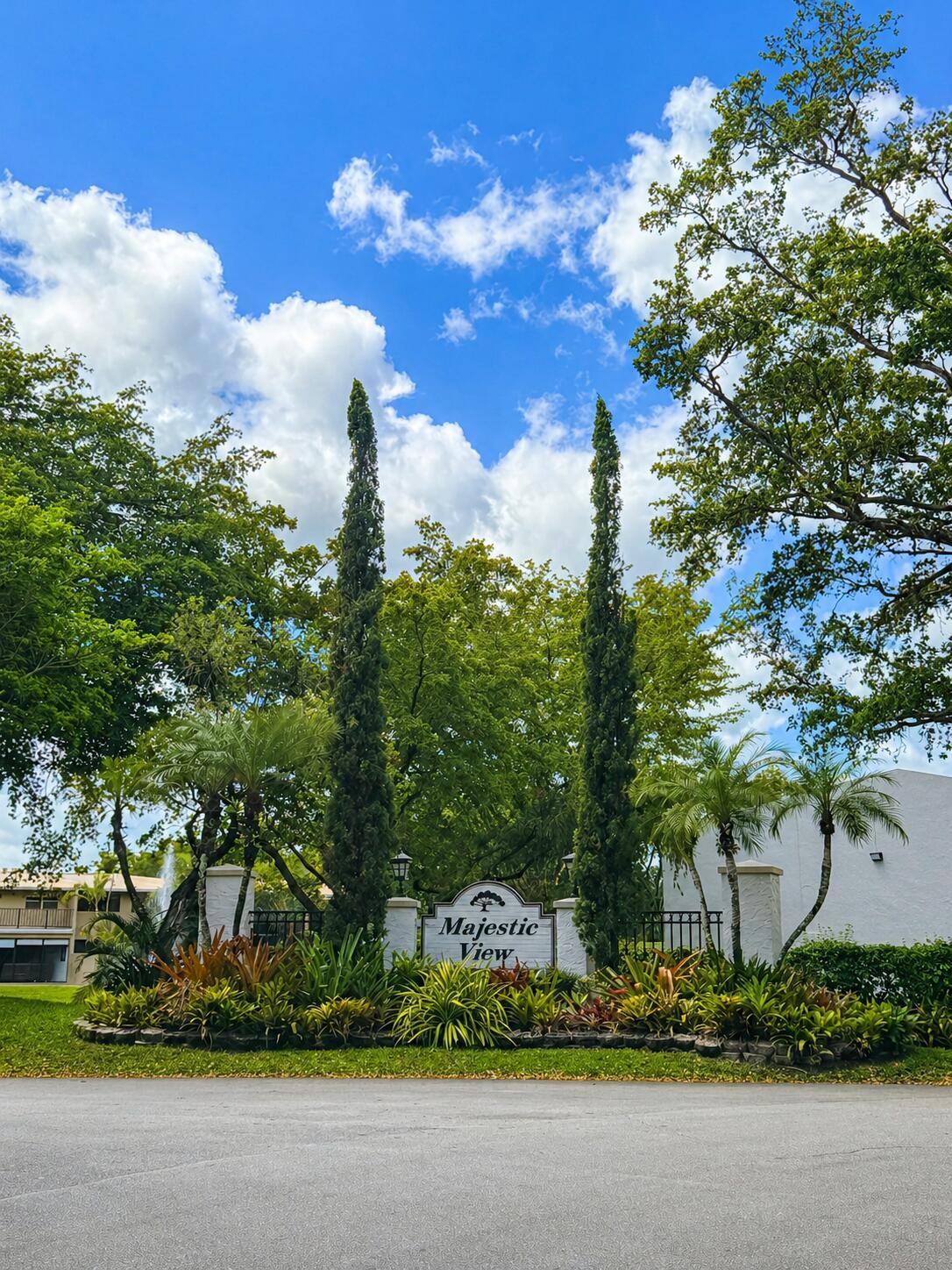 MAJESTIC VIEW CONDO NUMBER ONE - Residential