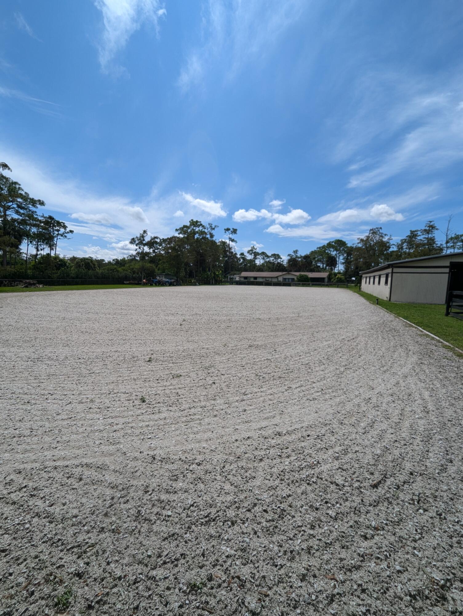 LOXAHATCHEE GROVES - Residential Lease