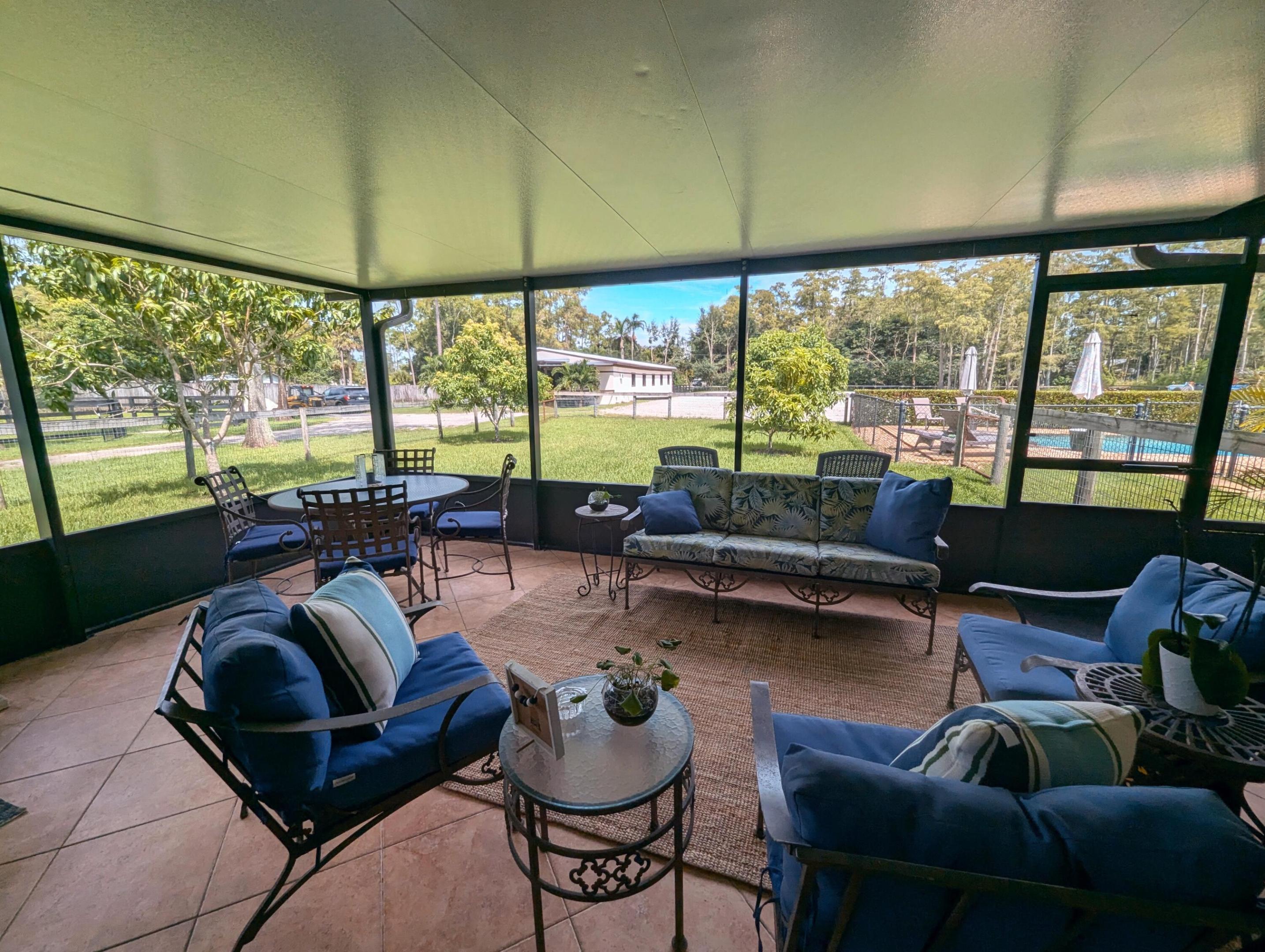 LOXAHATCHEE GROVES - Residential Lease