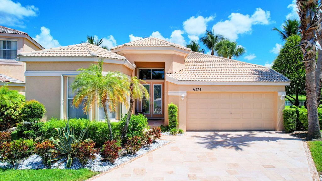 Photo of 6574 Stonehurst Circle, Lake Worth, FL 33467 (MLS # R11007862)