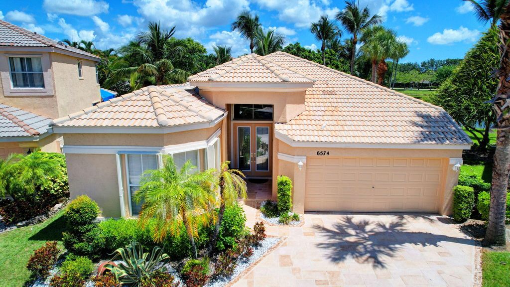 Photo of 6574 Stonehurst Circle, Lake Worth, FL 33467 (MLS # R11007862)