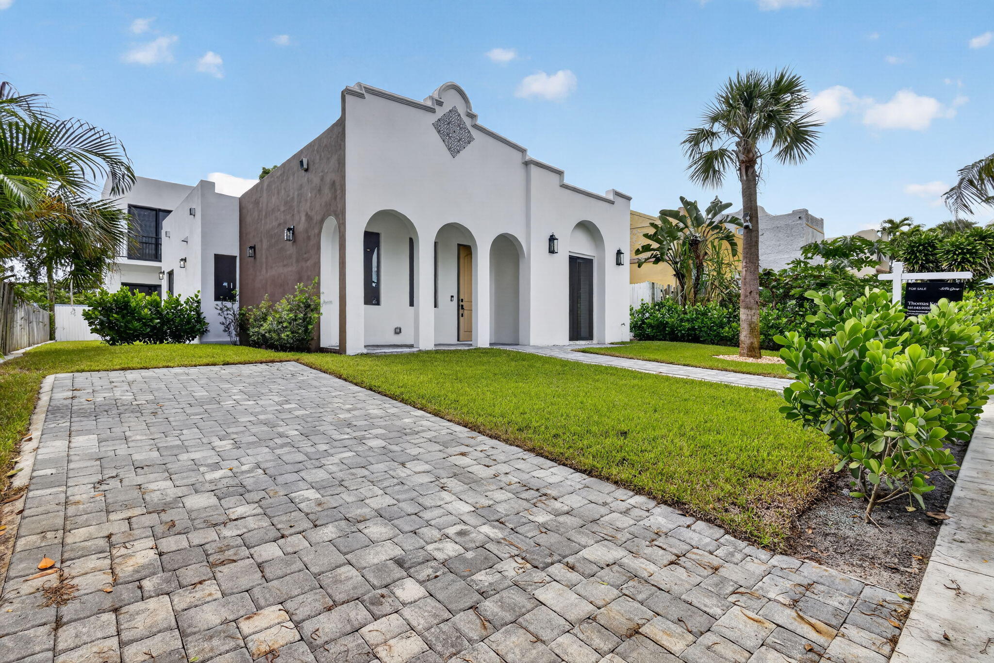 810 34th Street