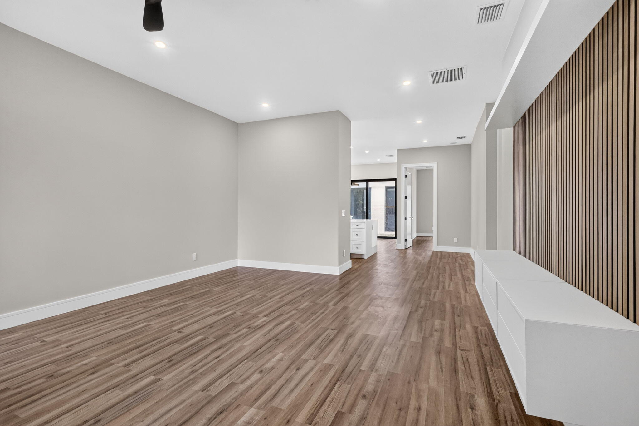 810 34th Street
