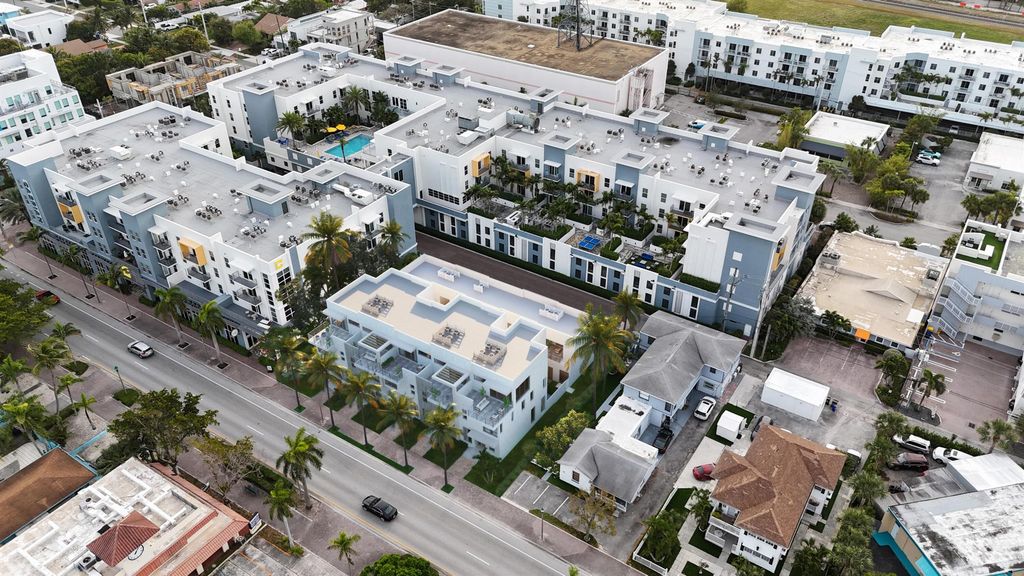 Photo of 146 SE 5th Avenue #3, Delray Beach, FL 33483 (MLS # R11137443)