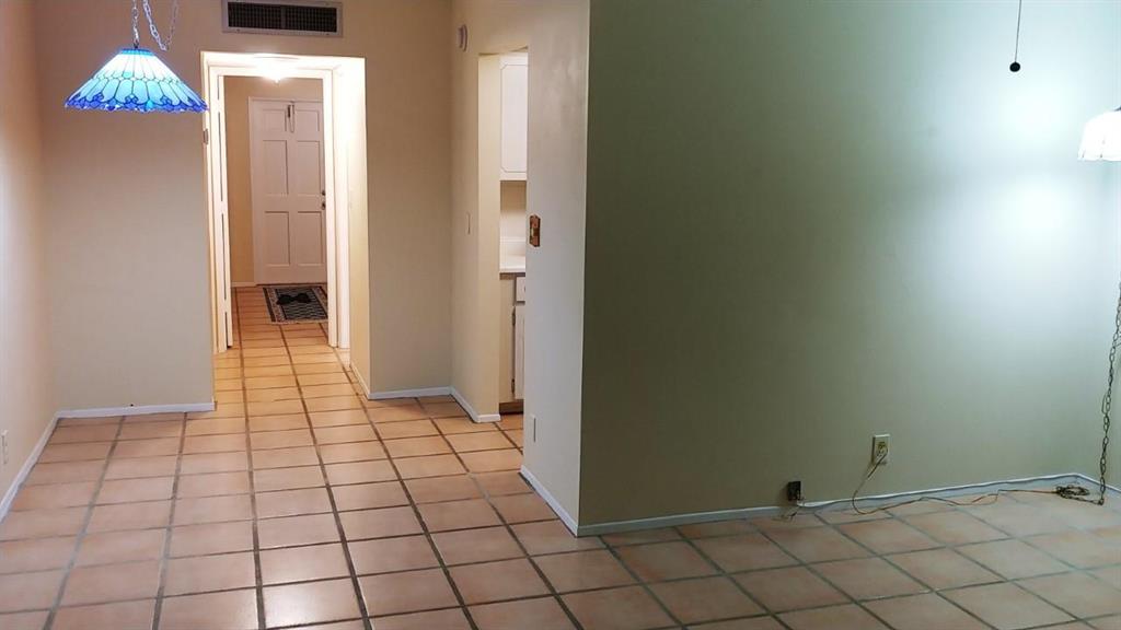 HILLSBORO IMPERIAL APTS C - Residential Lease