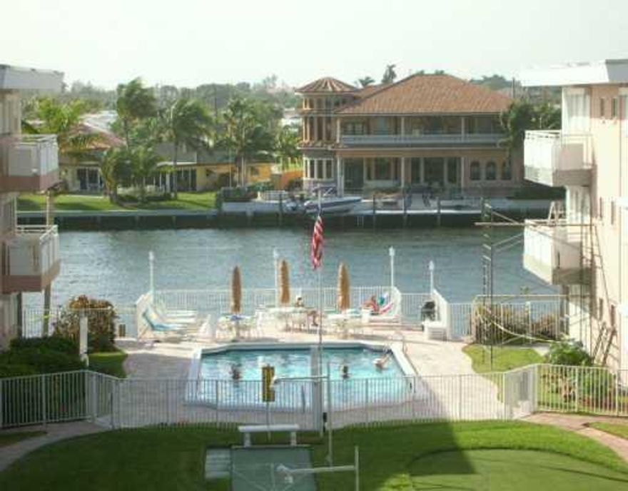 Quiet building - access to beach across the street.   New dishwasher.   Water and basic cable included.  One parking spot.  Guest parking for guests only.
