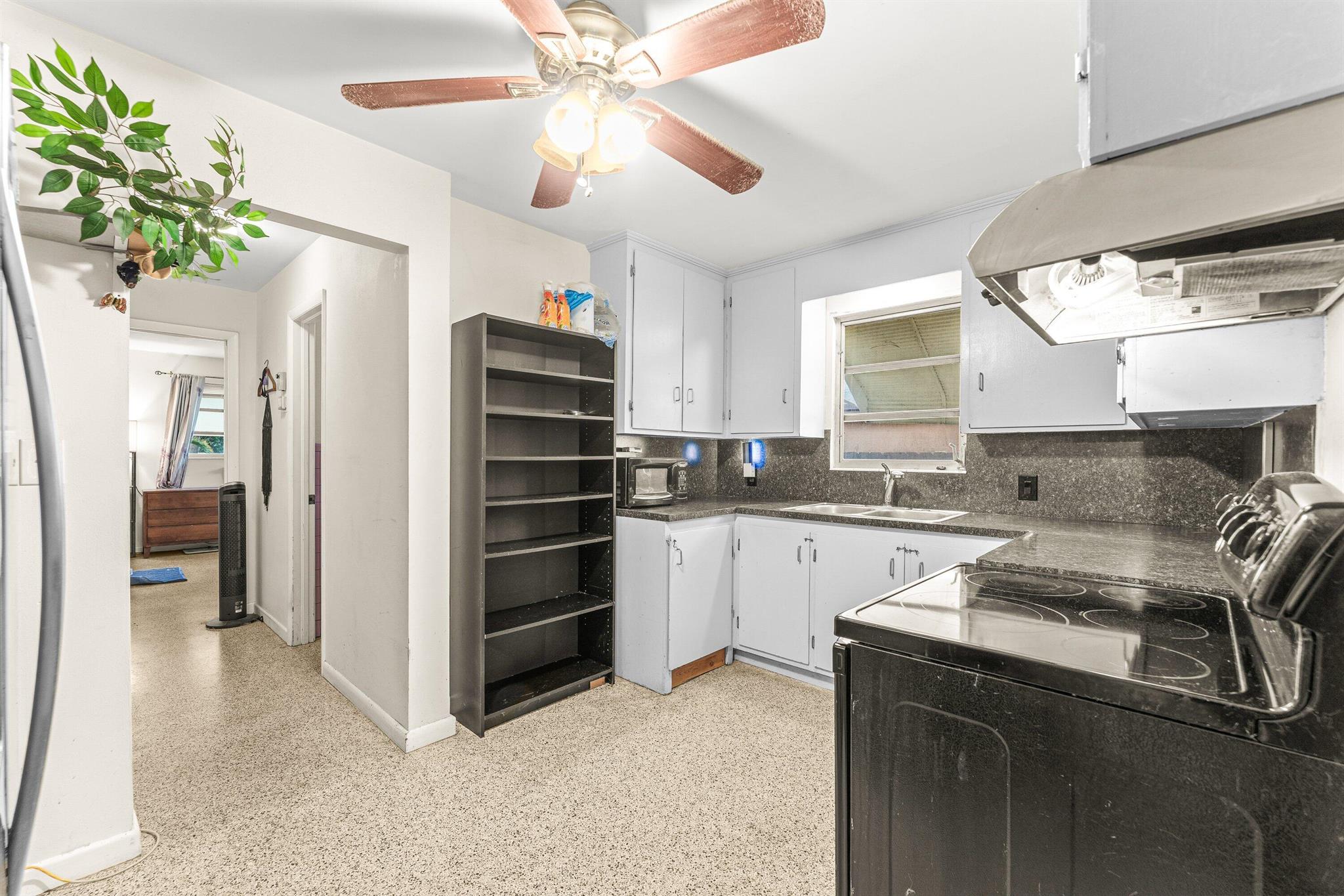 HYPOLUXO RIDGE - Residential