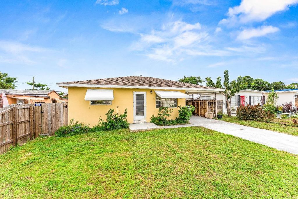 Photo of 1084 James Road, Lake Worth, FL 33462 (MLS # R11136511)