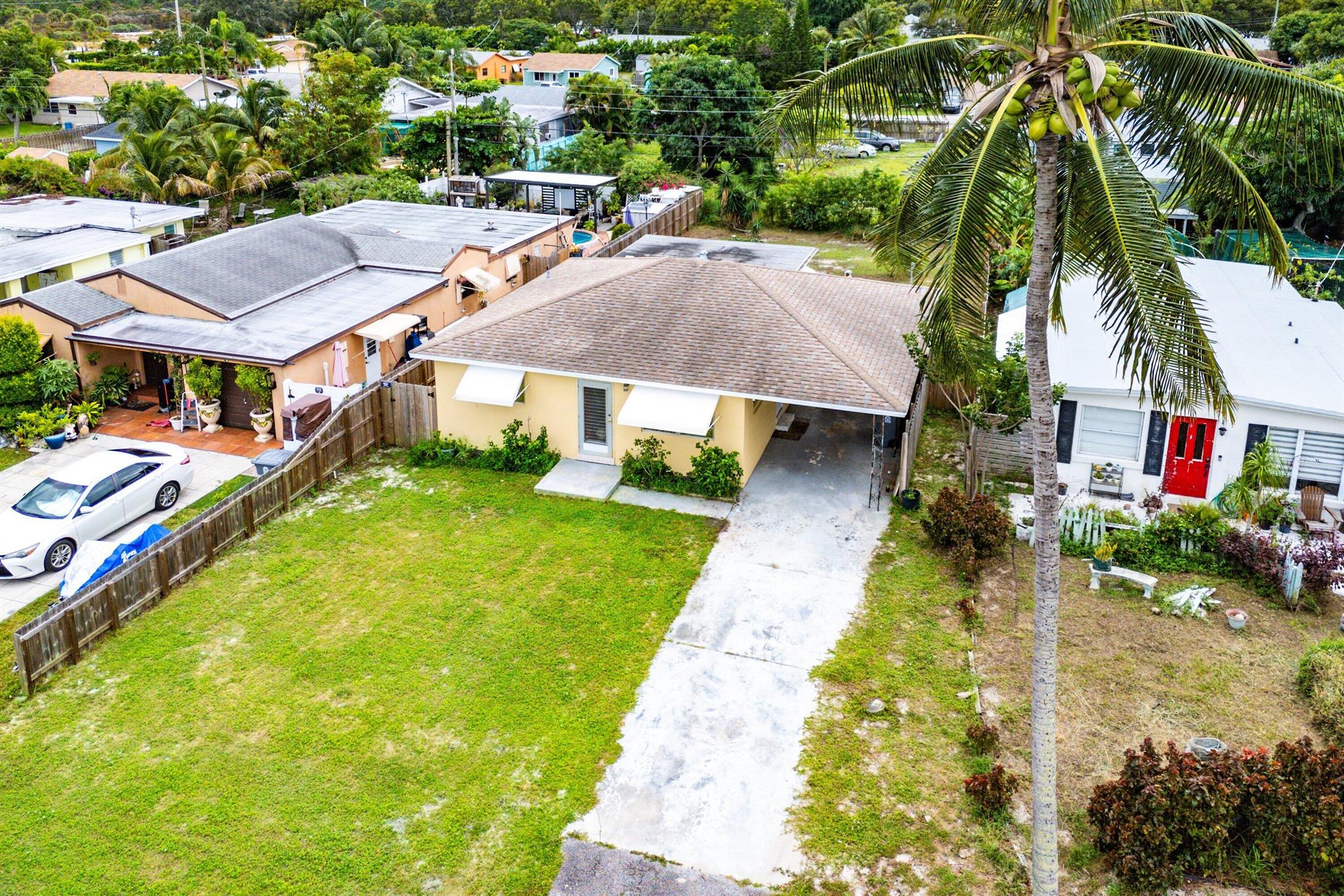 HYPOLUXO RIDGE - Residential