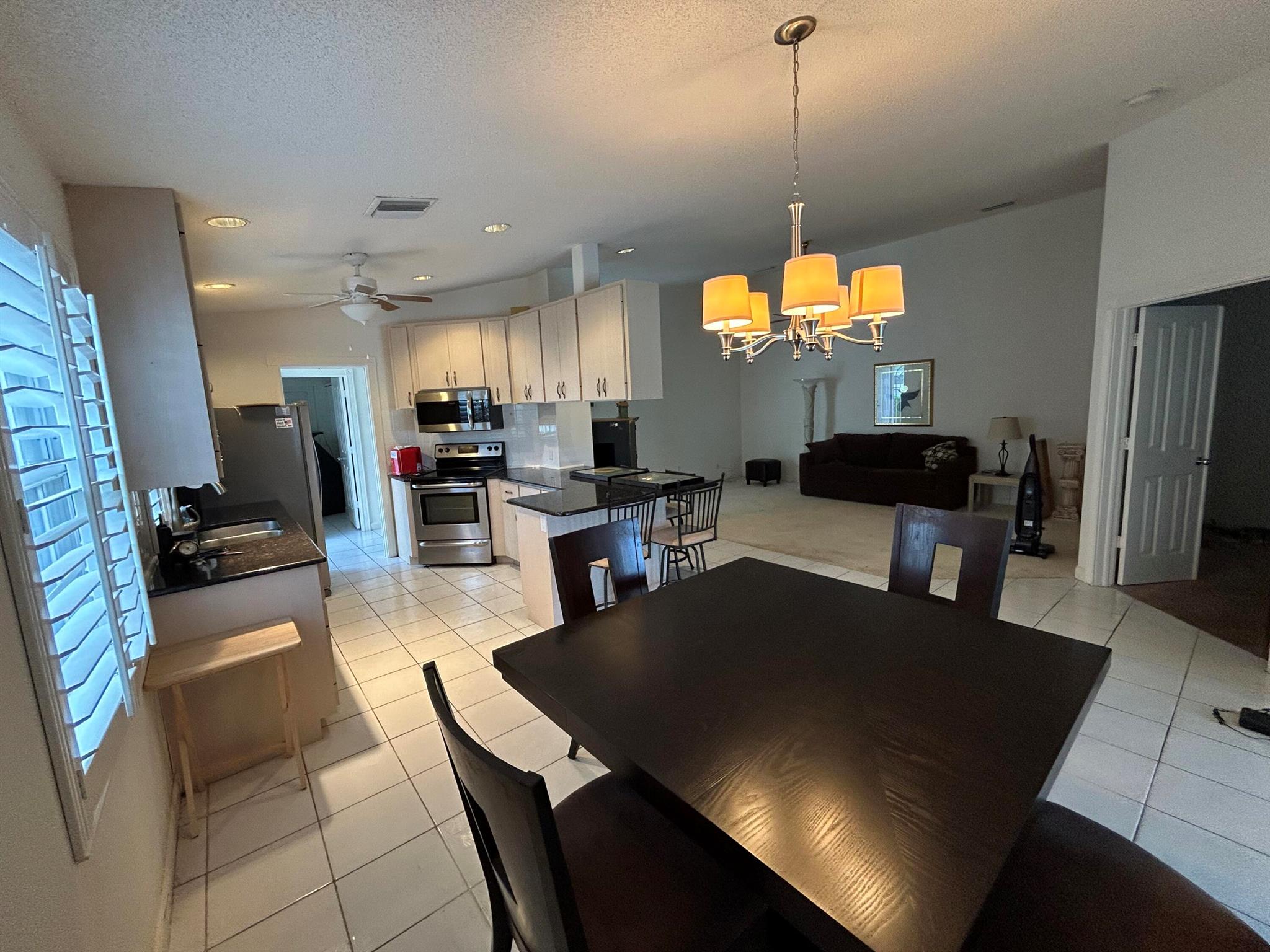 THE MEADOWS AT MARTIN DOW - Residential