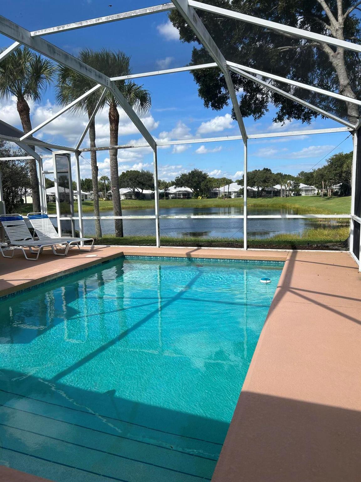 THE MEADOWS AT MARTIN DOW - Residential