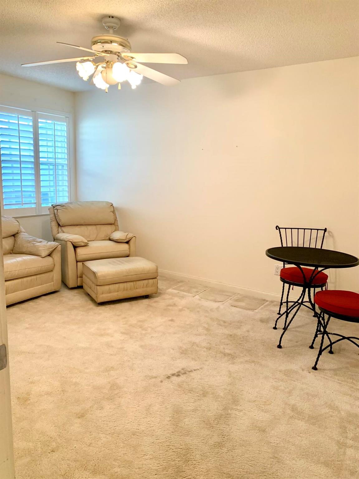 THE MEADOWS AT MARTIN DOW - Residential