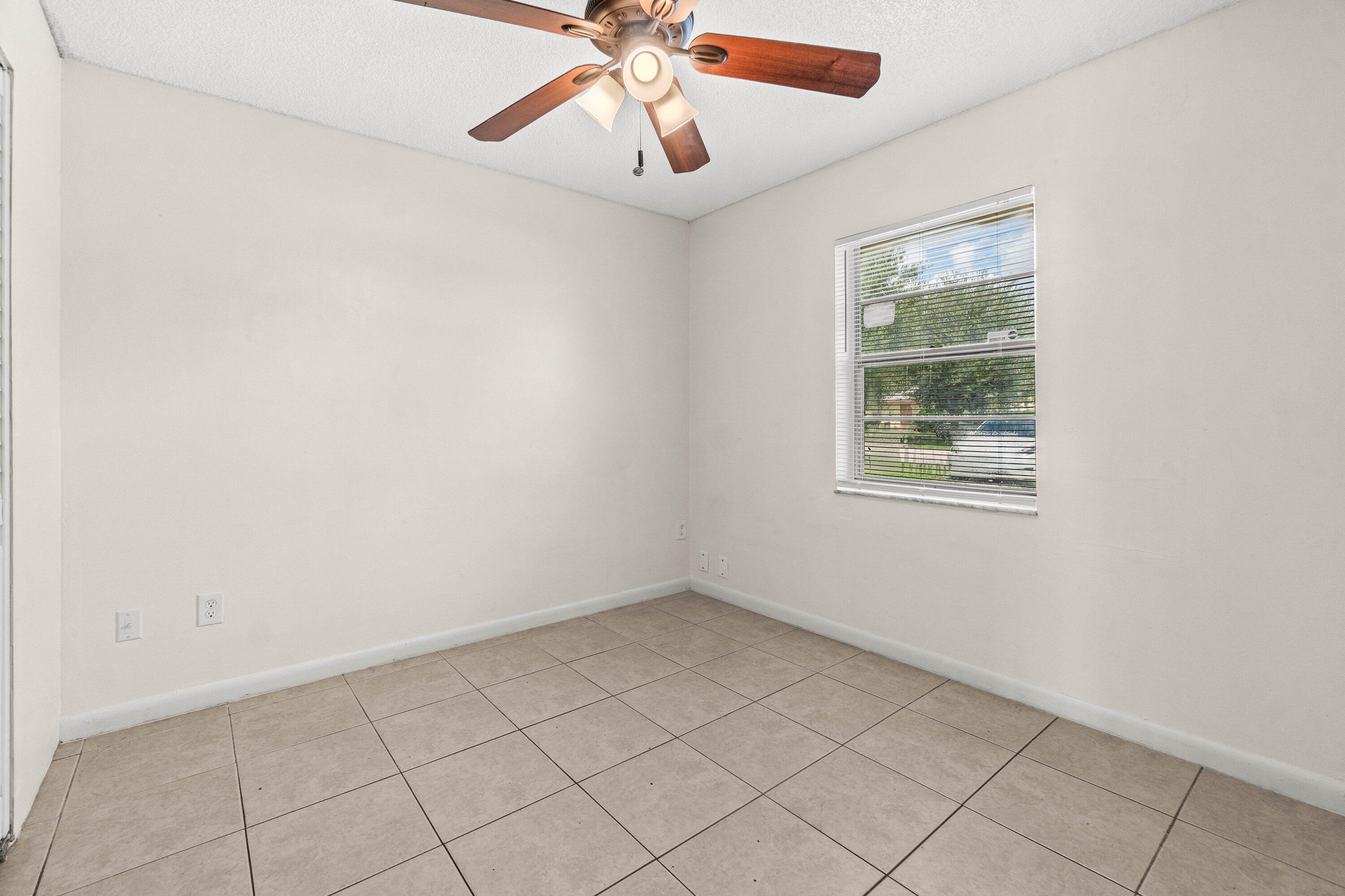 Gulfstream Apartments - Residential Lease