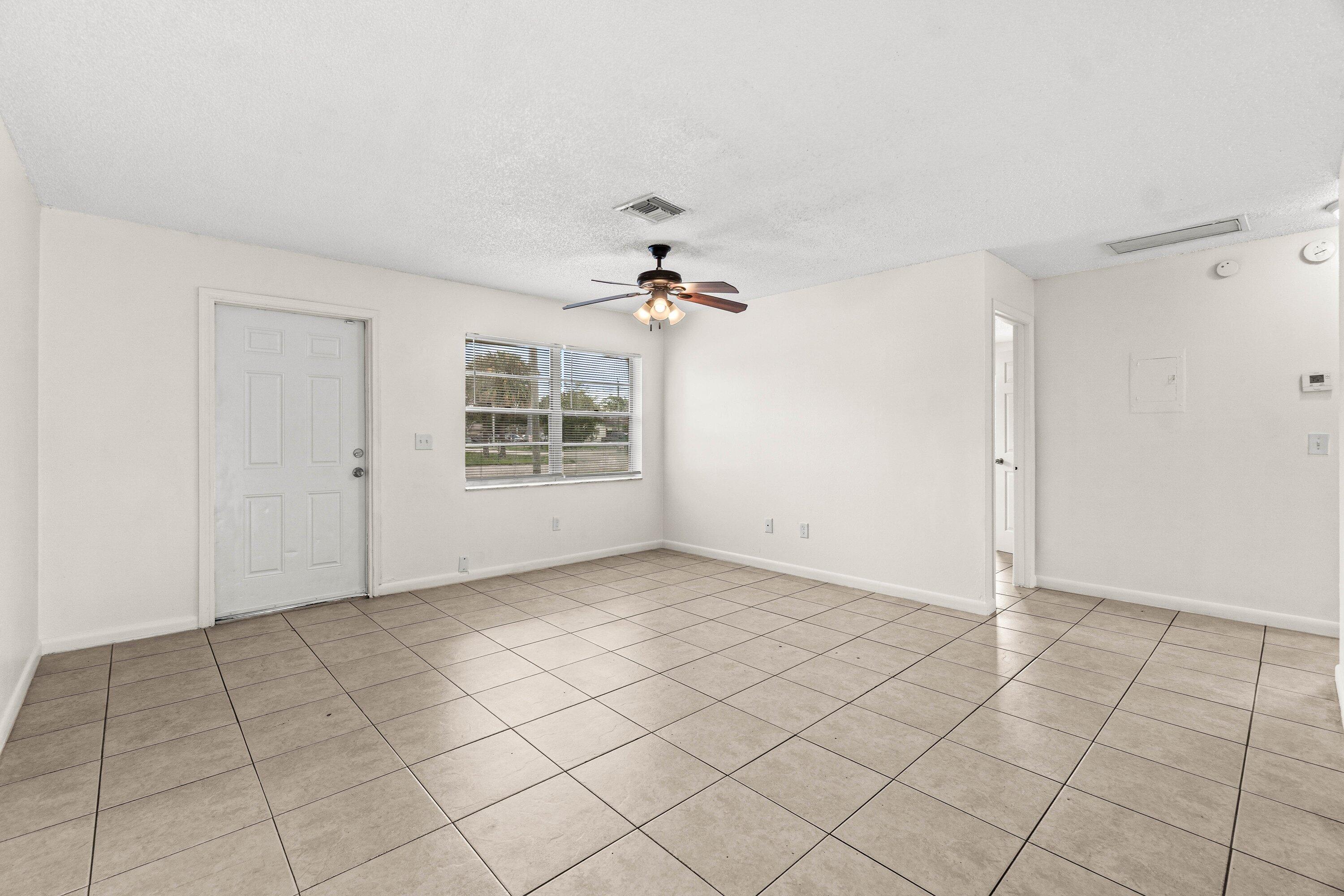 Gulfstream Apartments - Residential Lease
