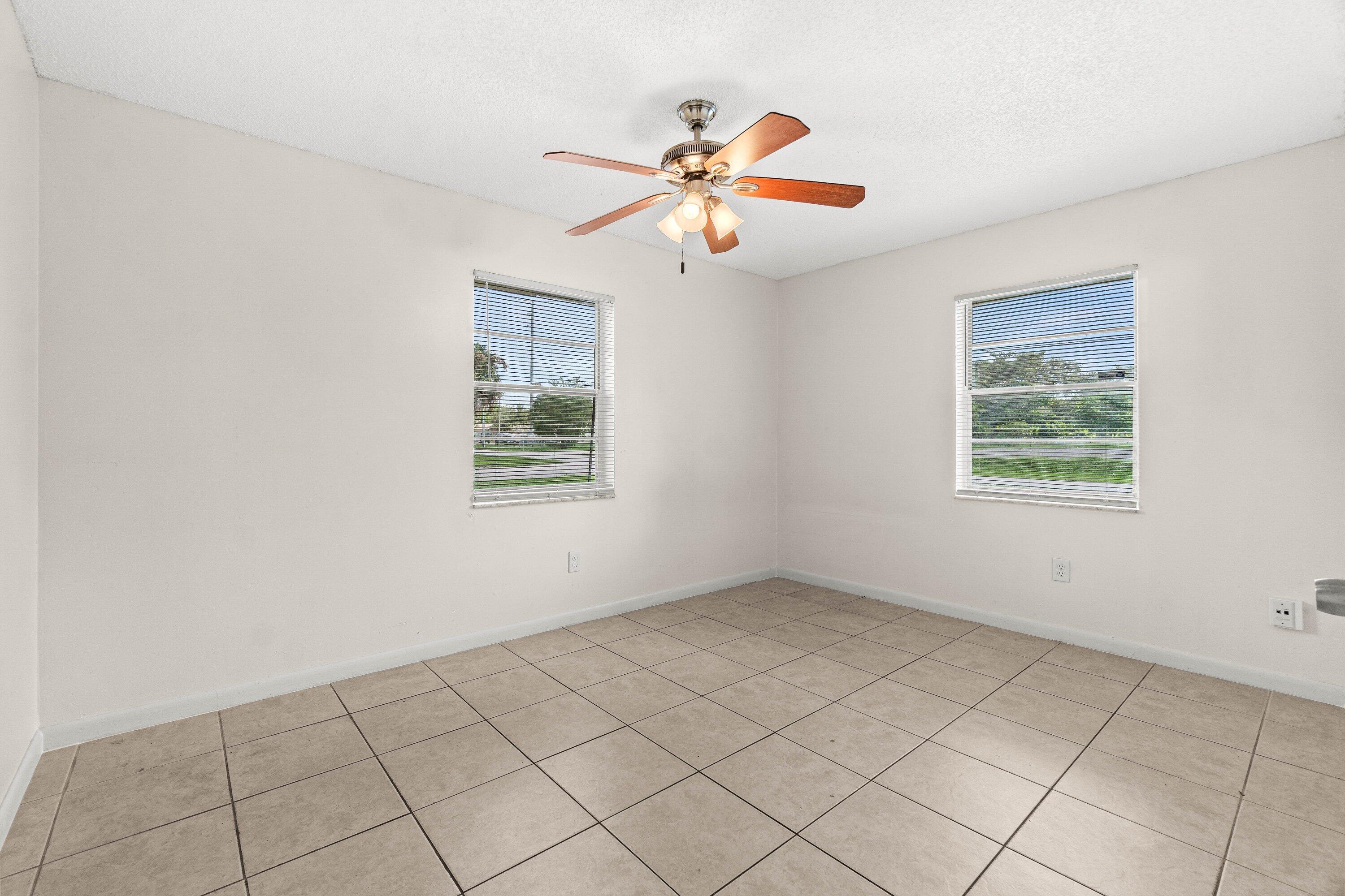 Gulfstream Apartments - Residential Lease
