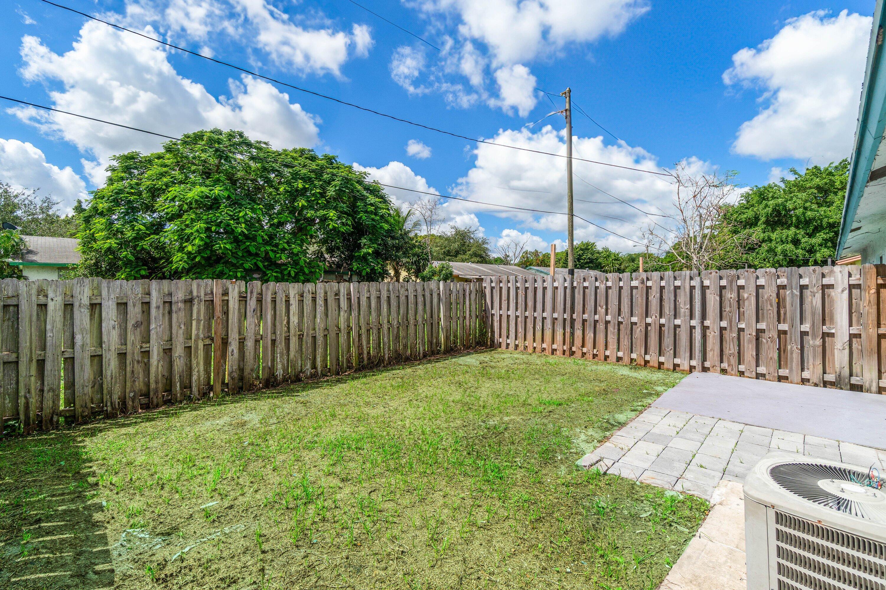 Gulfstream Apartments - Residential Lease