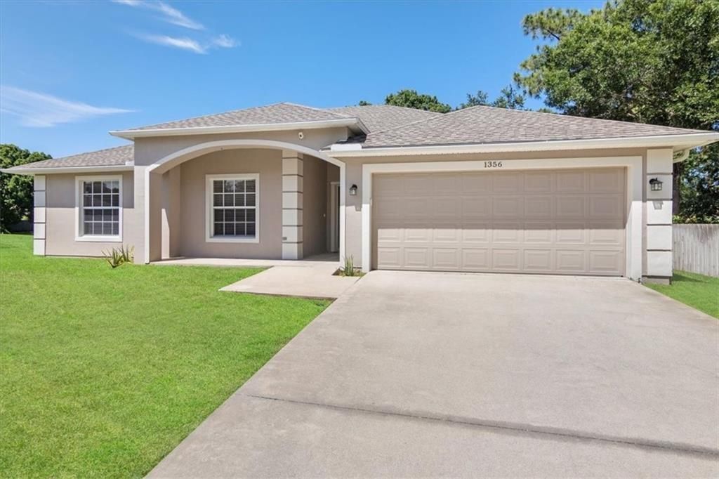 Photo of 1356 Haverford Lane, Sebastian, FL 32958 (MLS # R11097931)