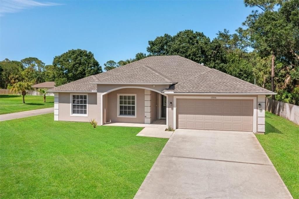Photo of 1356 Haverford Lane, Sebastian, FL 32958 (MLS # R11097931)