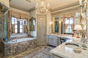 SAILFISH POINT - Residential