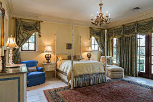 SAILFISH POINT - Residential