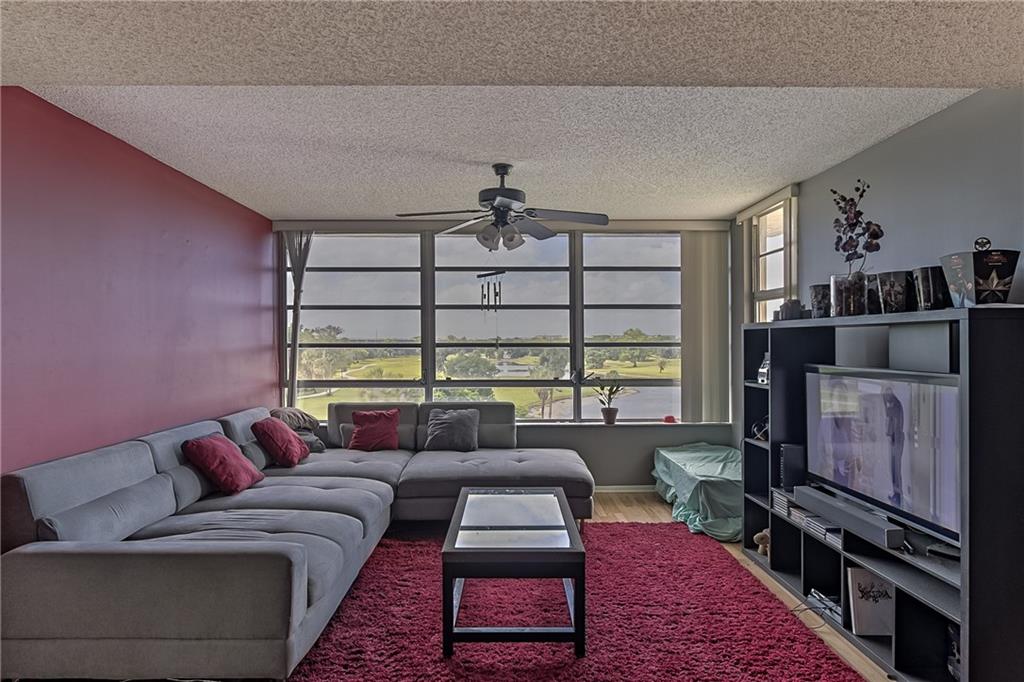 CYPRESS REACH - Residential