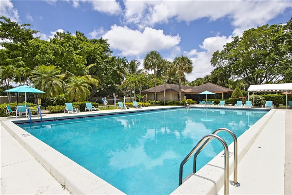 CYPRESS REACH - Residential