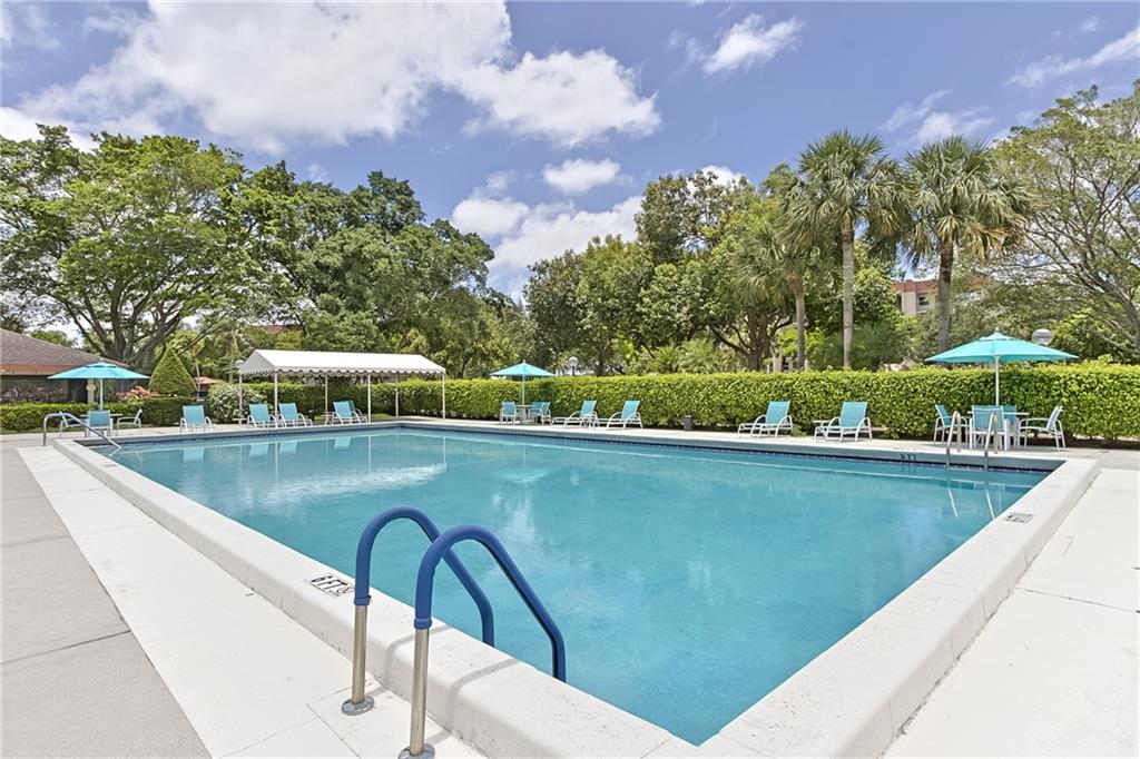 CYPRESS REACH - Residential