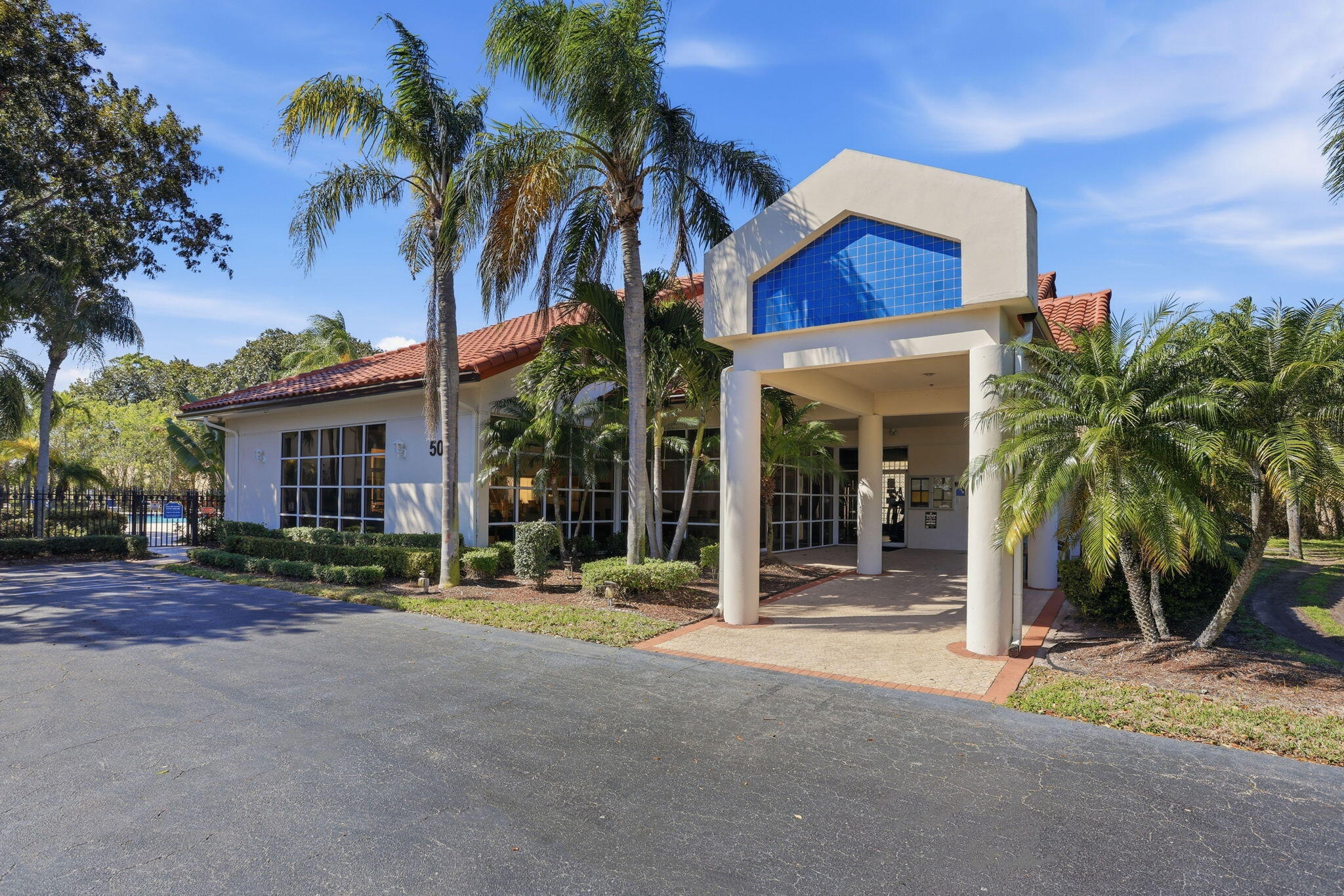 SAN DE VANCE GOLF AND TENNIS CLUB - Residential