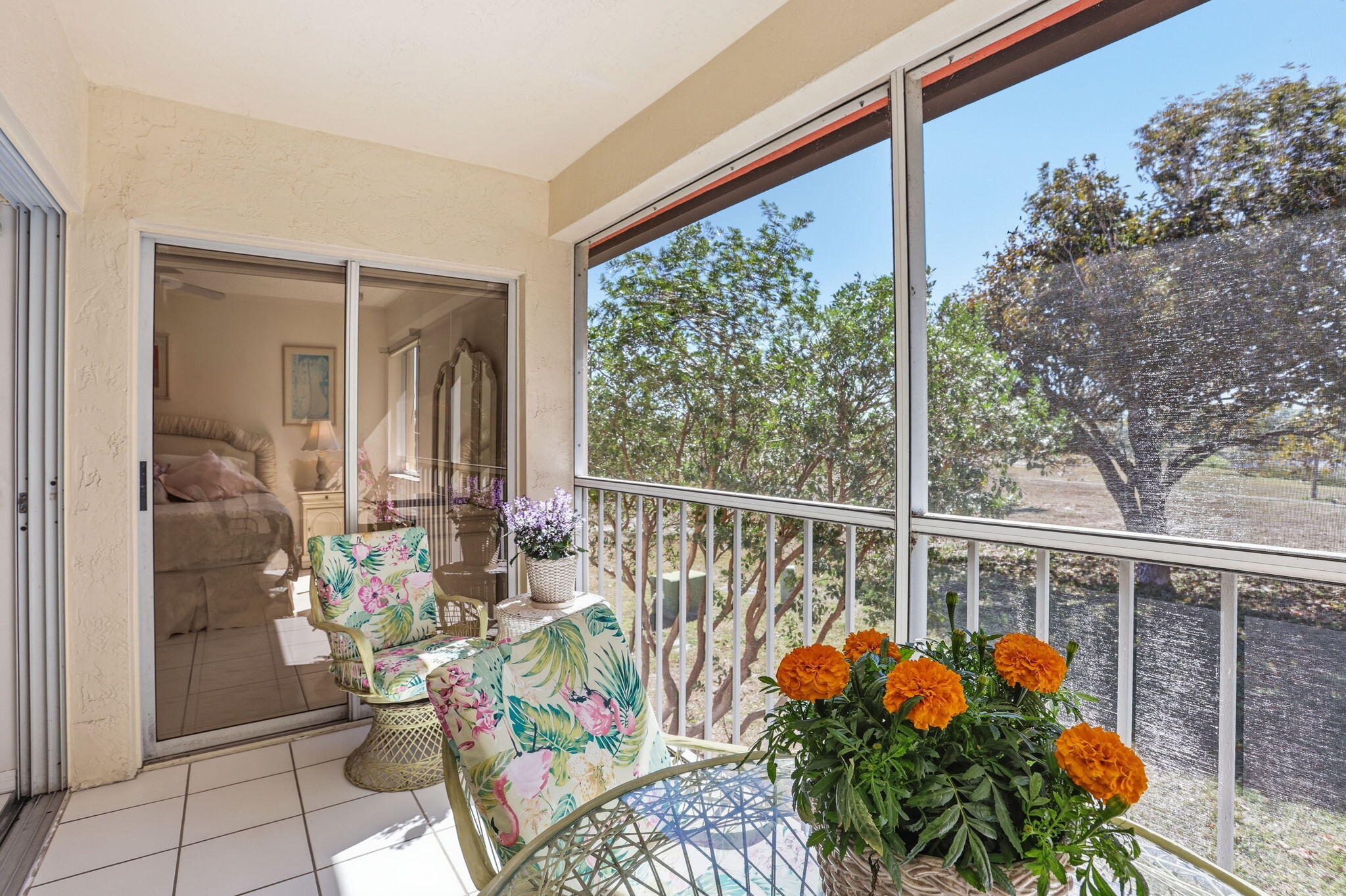 SAN DE VANCE GOLF AND TENNIS CLUB - Residential