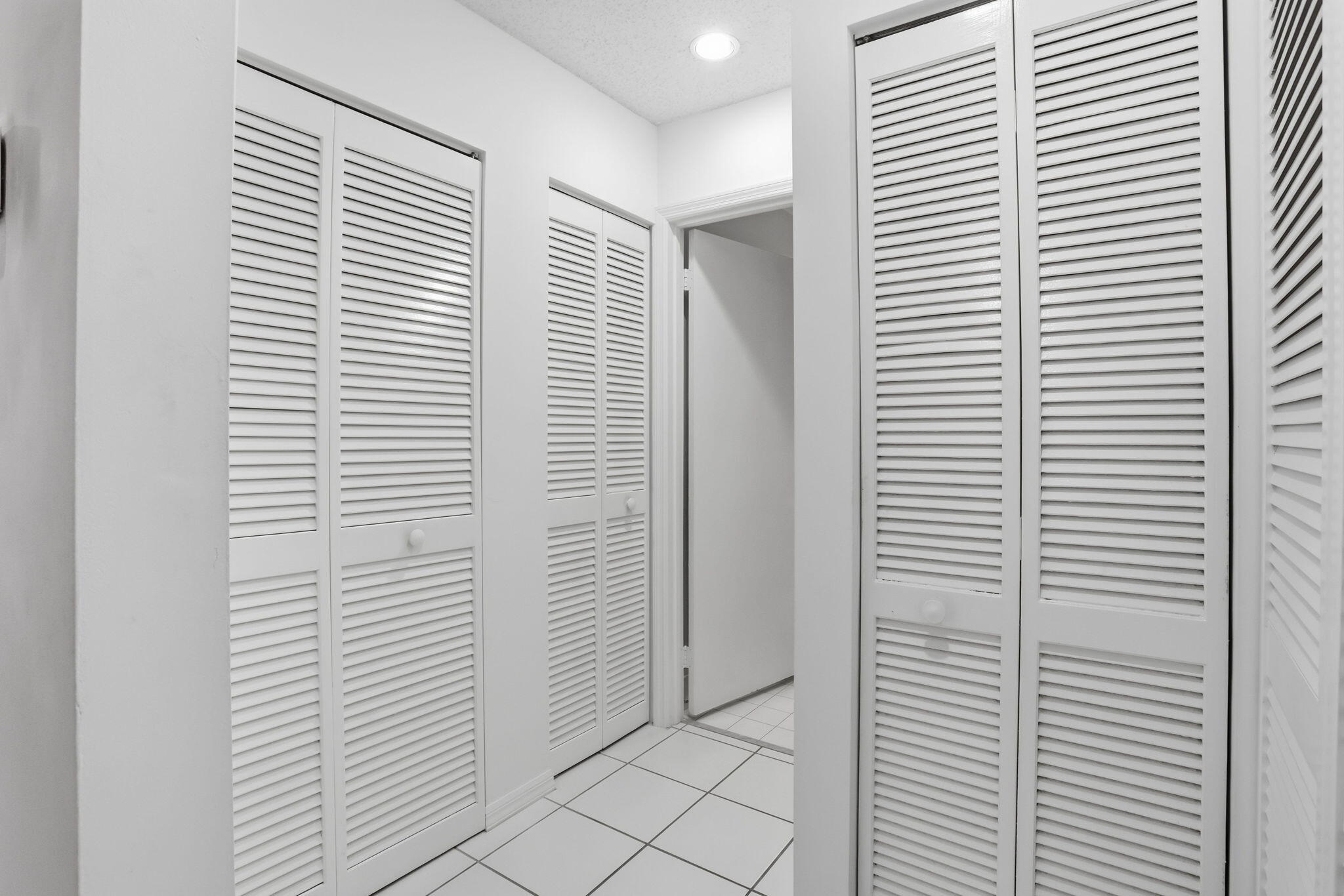 SAN DE VANCE GOLF AND TENNIS CLUB - Residential