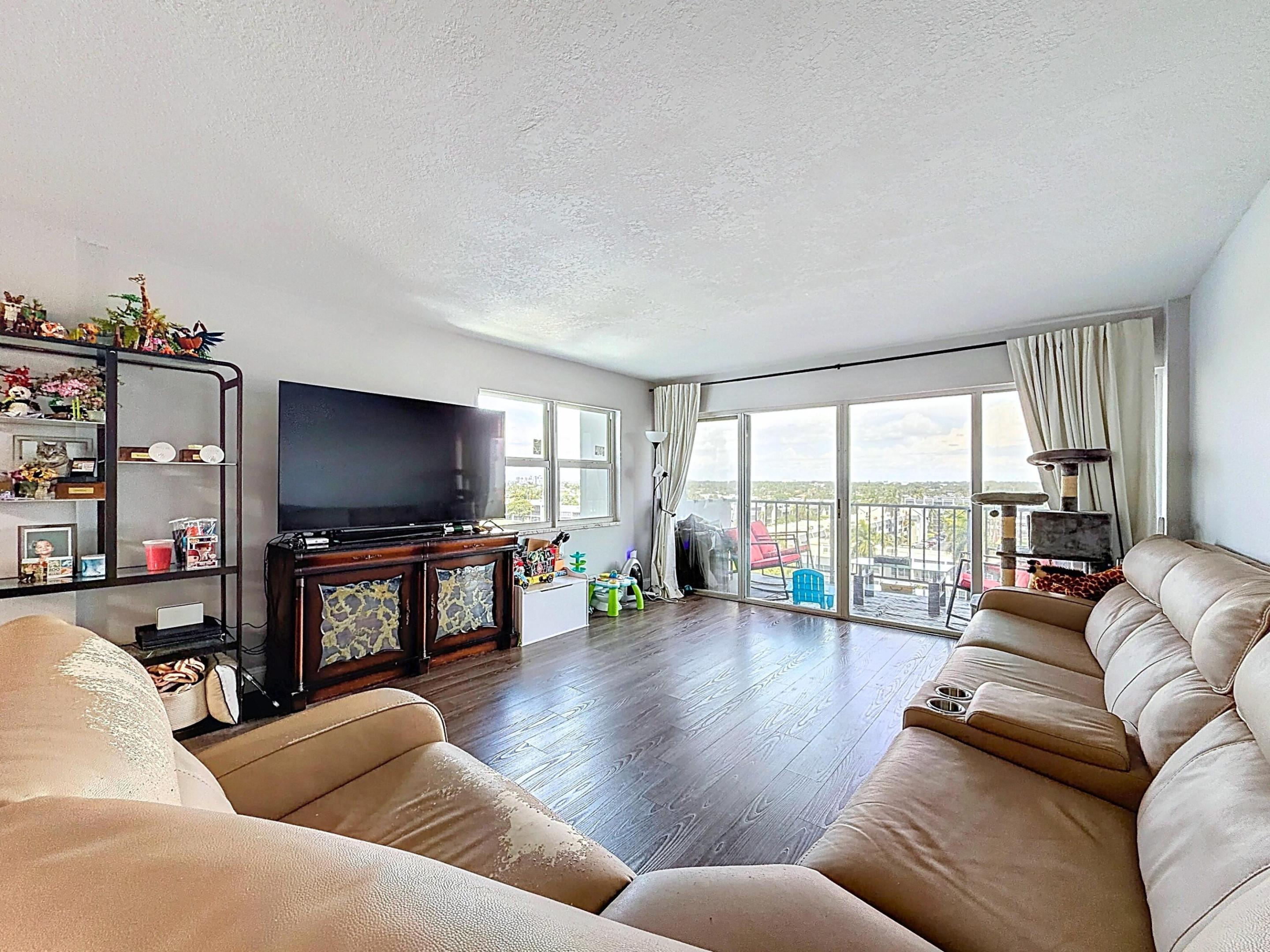 WATERFORD POINT CONDO - Residential