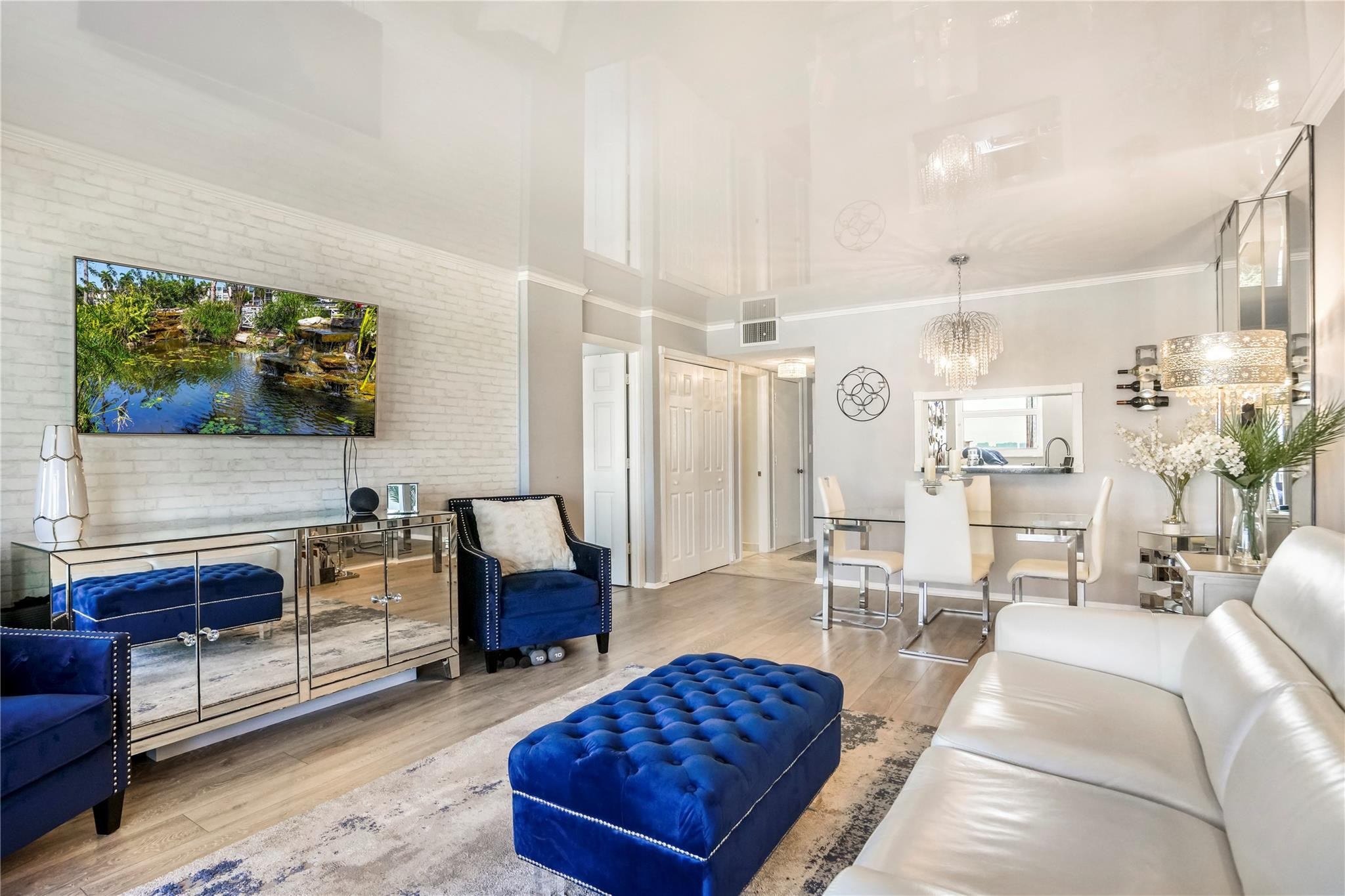 WATERFORD POINT - Residential