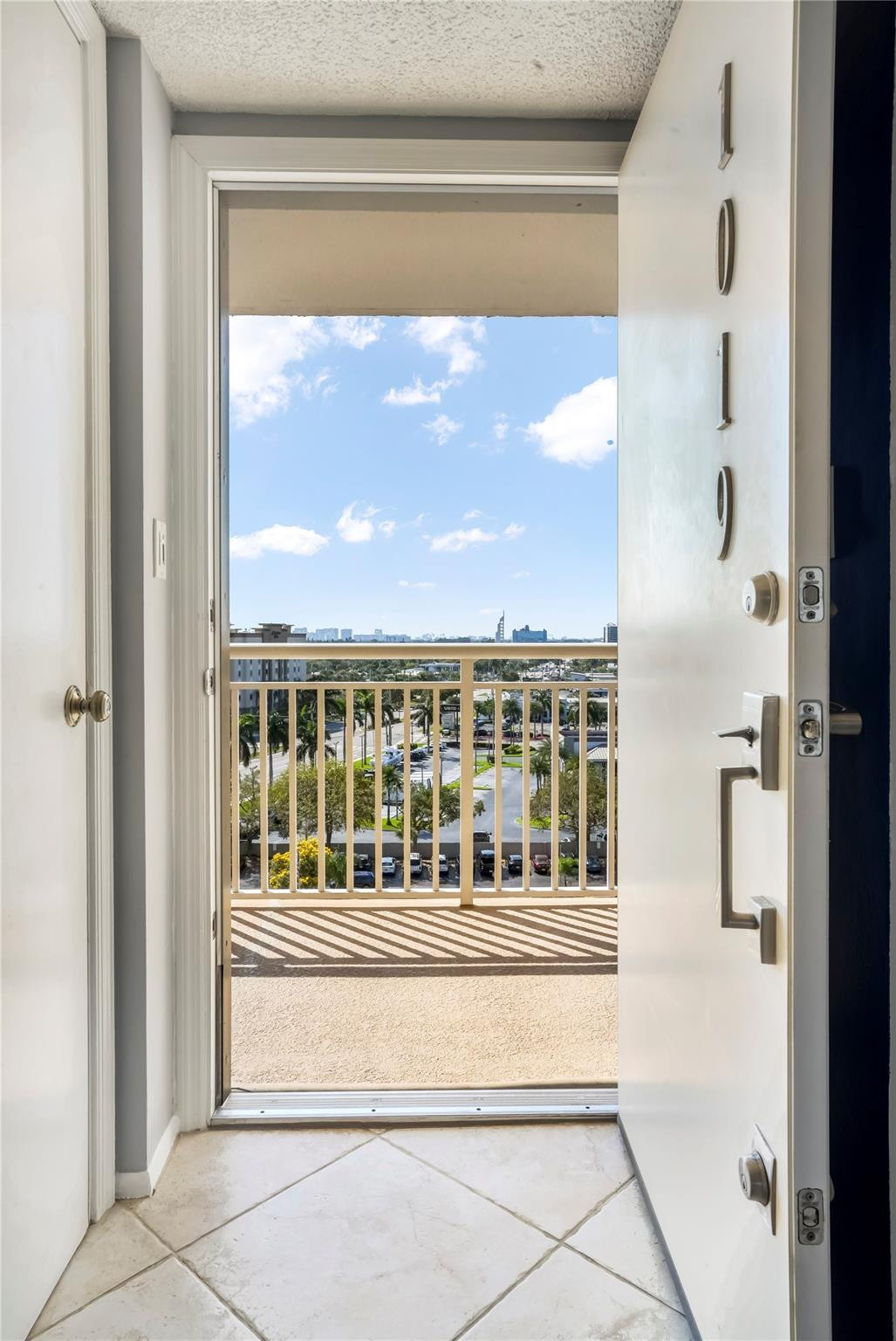 801 S Federal Highway 1019