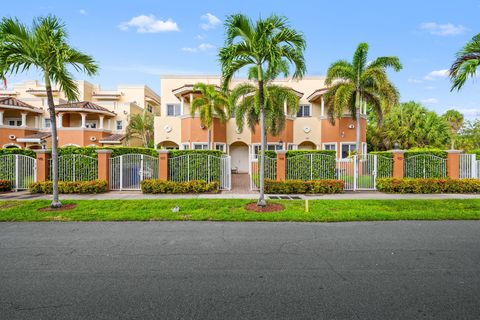 919 NE 17th Way Fort Lauderdale FL 33304
