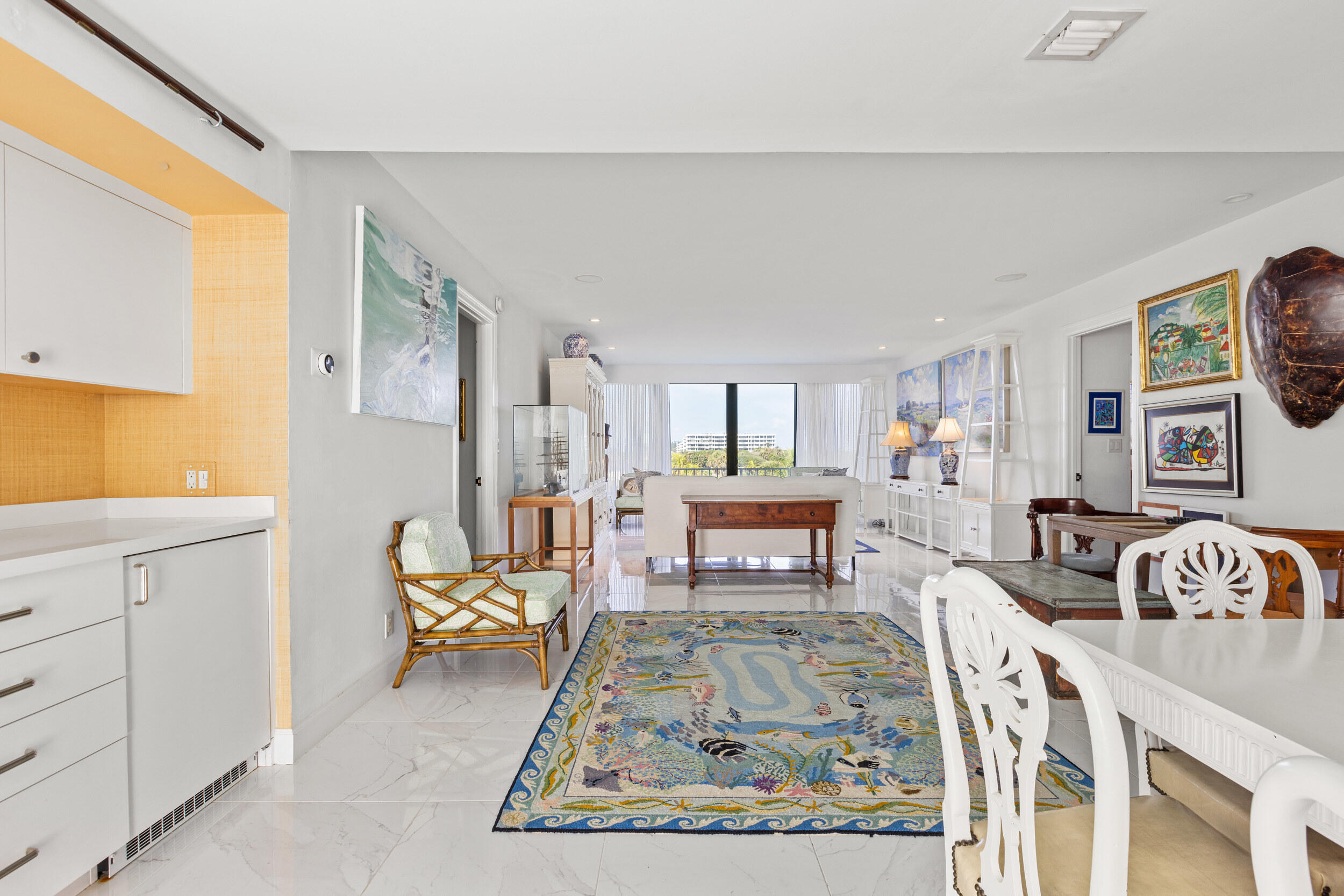 REEF CONDO - Residential