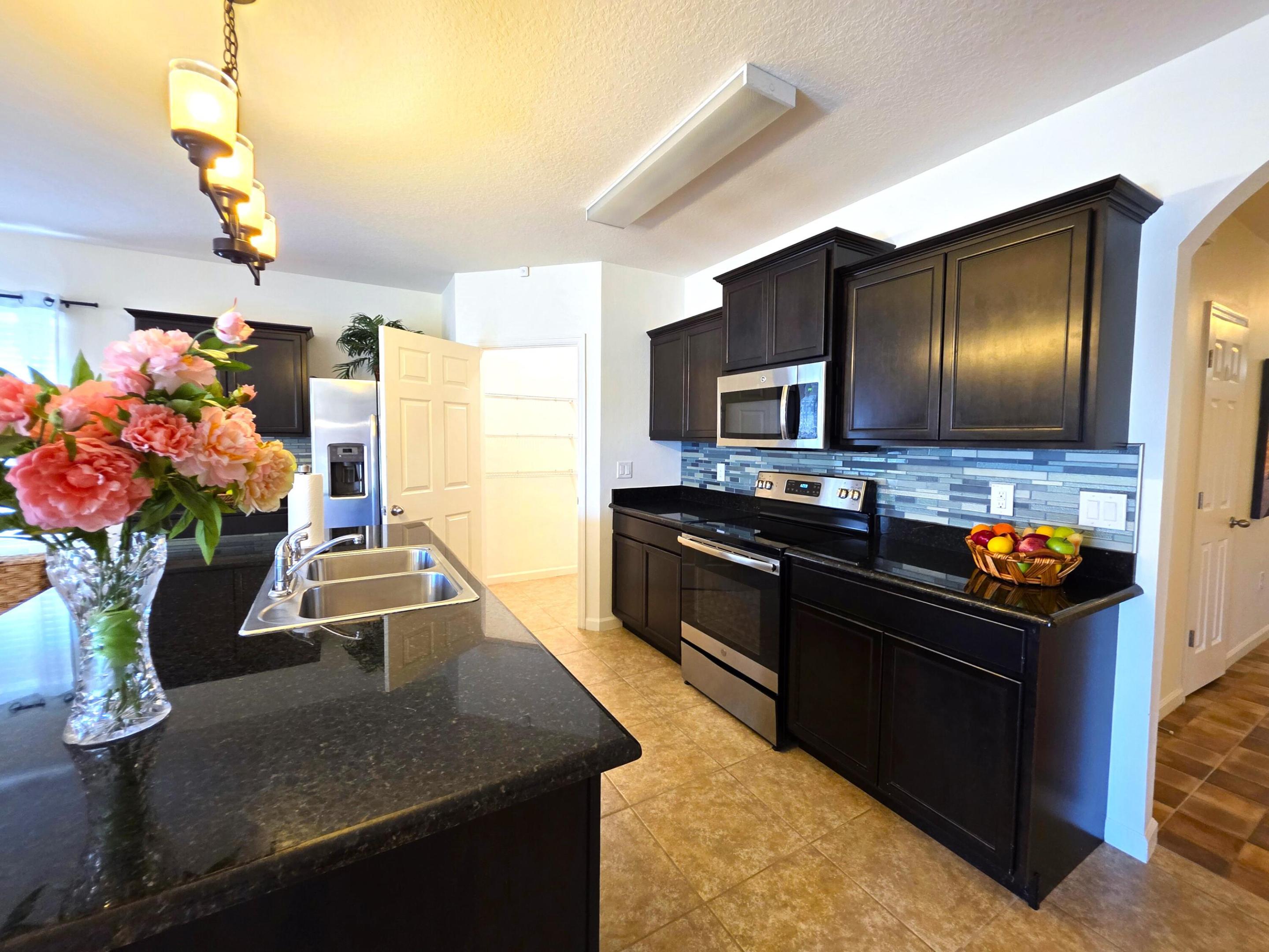 LEXINGTON PLACE SUBDIVISION - PHASE IV - Residential Lease