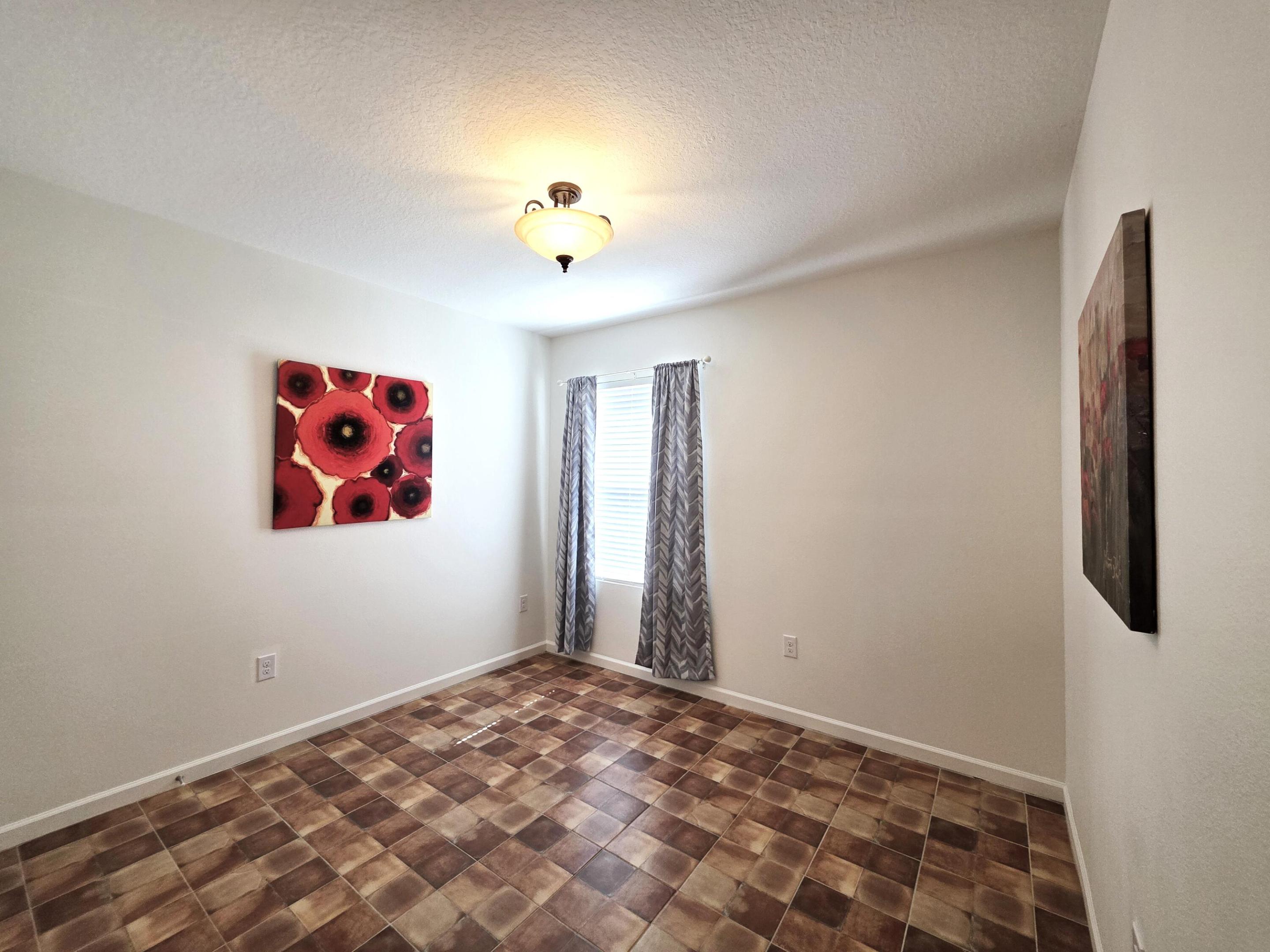 LEXINGTON PLACE SUBDIVISION - PHASE IV - Residential Lease