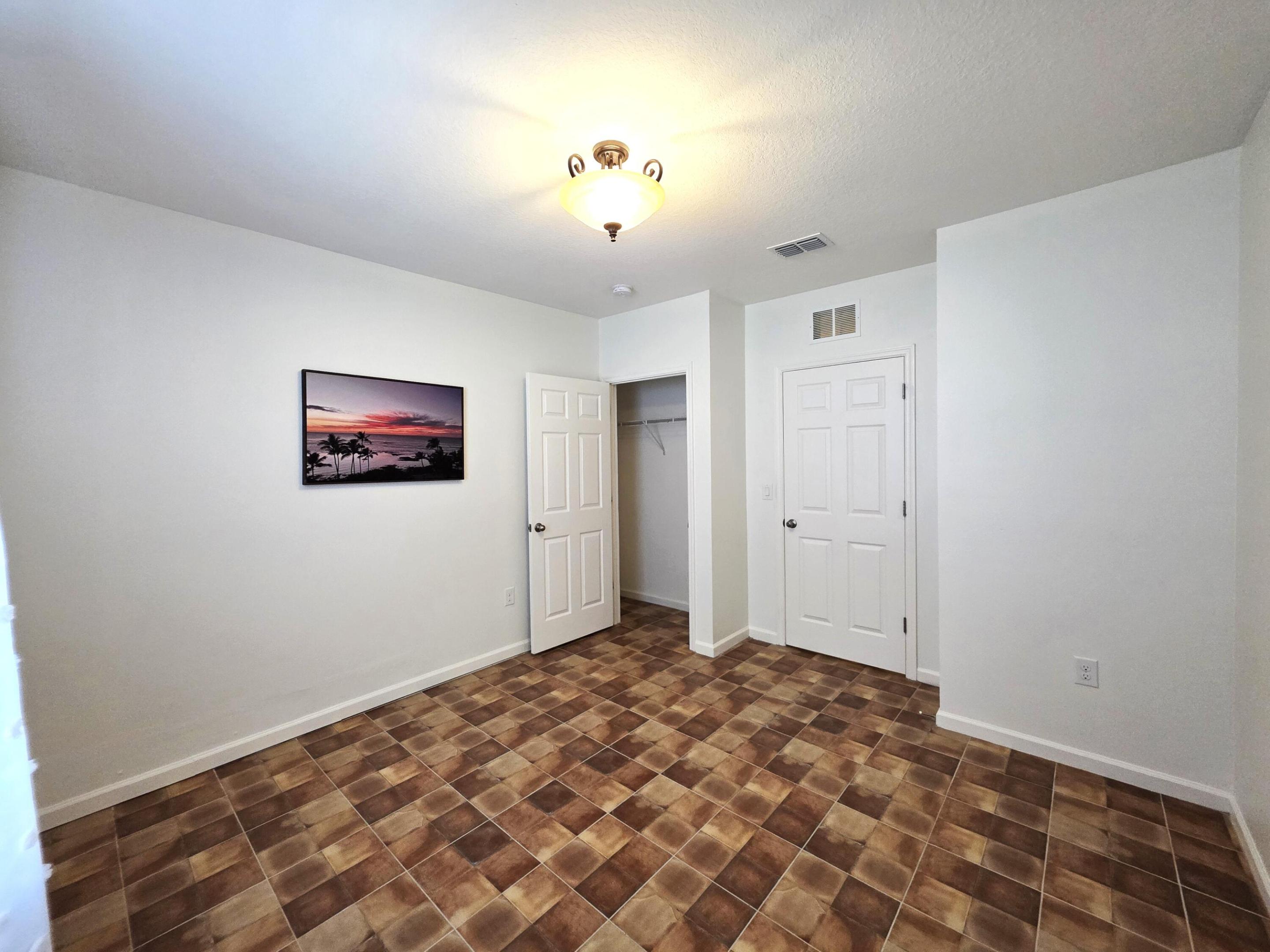 LEXINGTON PLACE SUBDIVISION - PHASE IV - Residential Lease