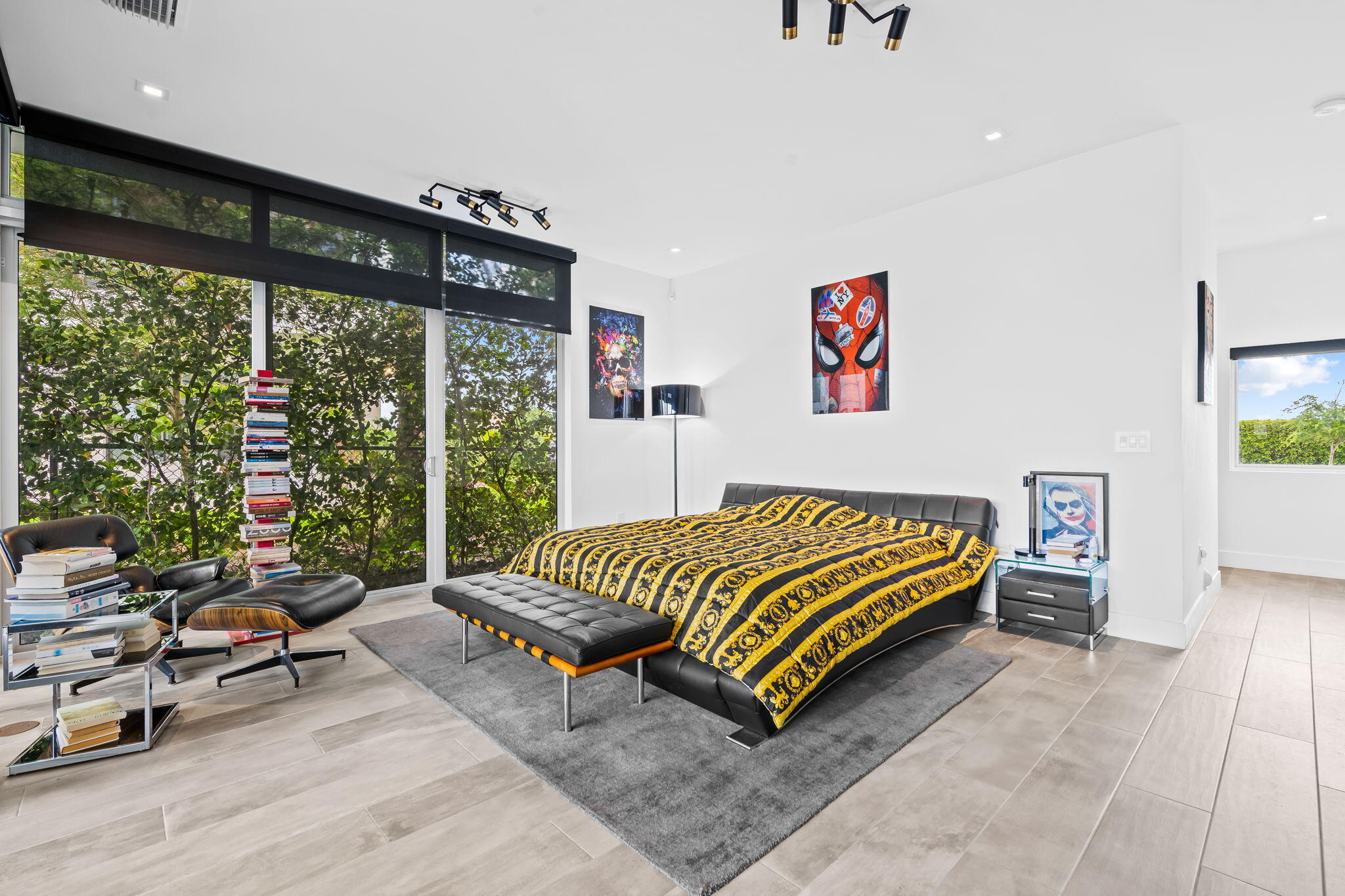 WESTON ESTATES - Residential