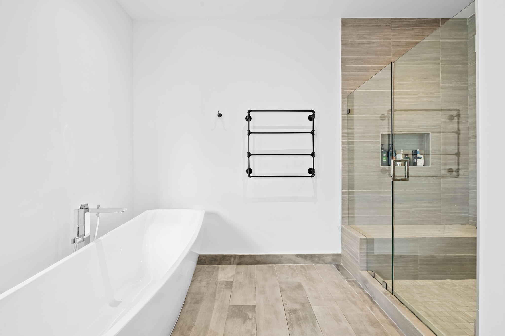 WESTON ESTATES - Residential